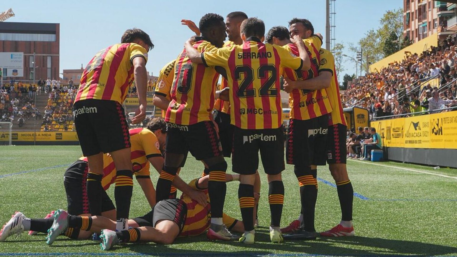 Sant Andreu'nun Tarihi Yükselişi: Barcelona'dan Primera RFEF'e Giden Kusursuz Sezon