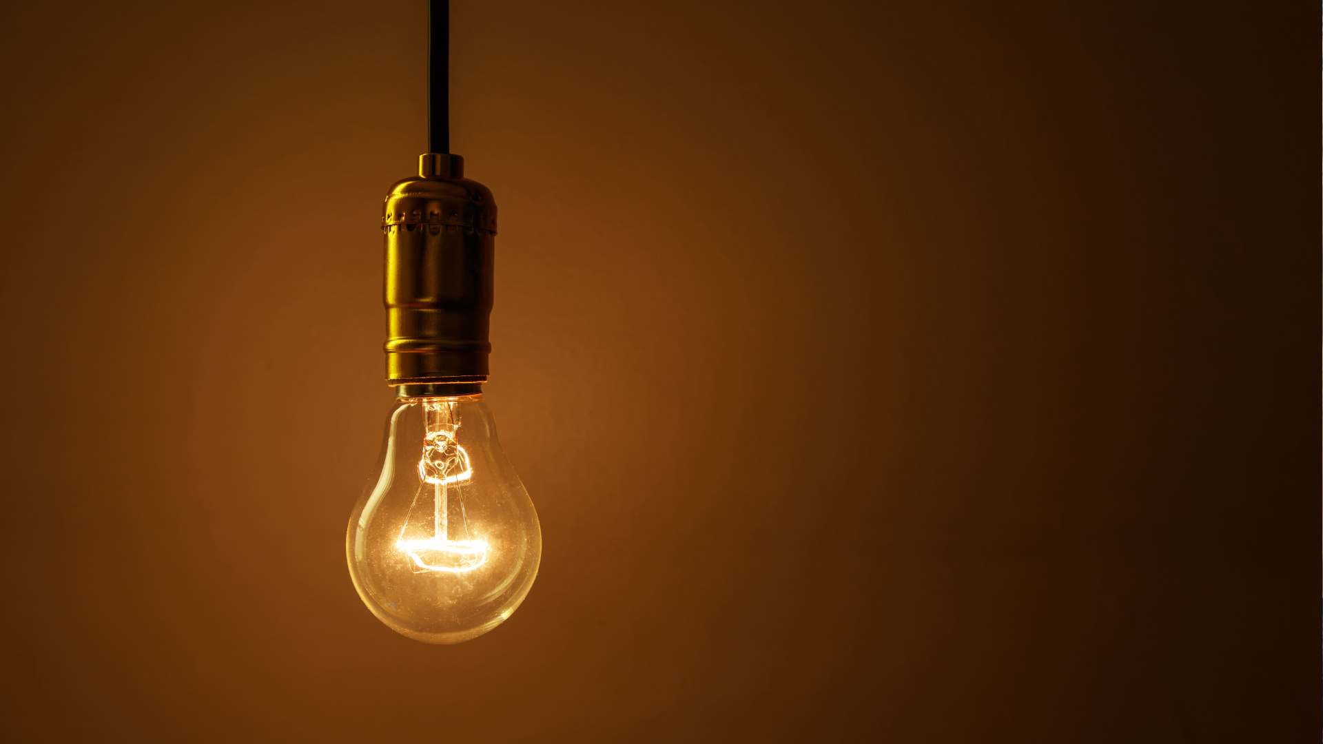 Elektrik Faturası İspanya'da Son Dört Yılın Zirvesinde: Halkın Tepkisi Büyüyor