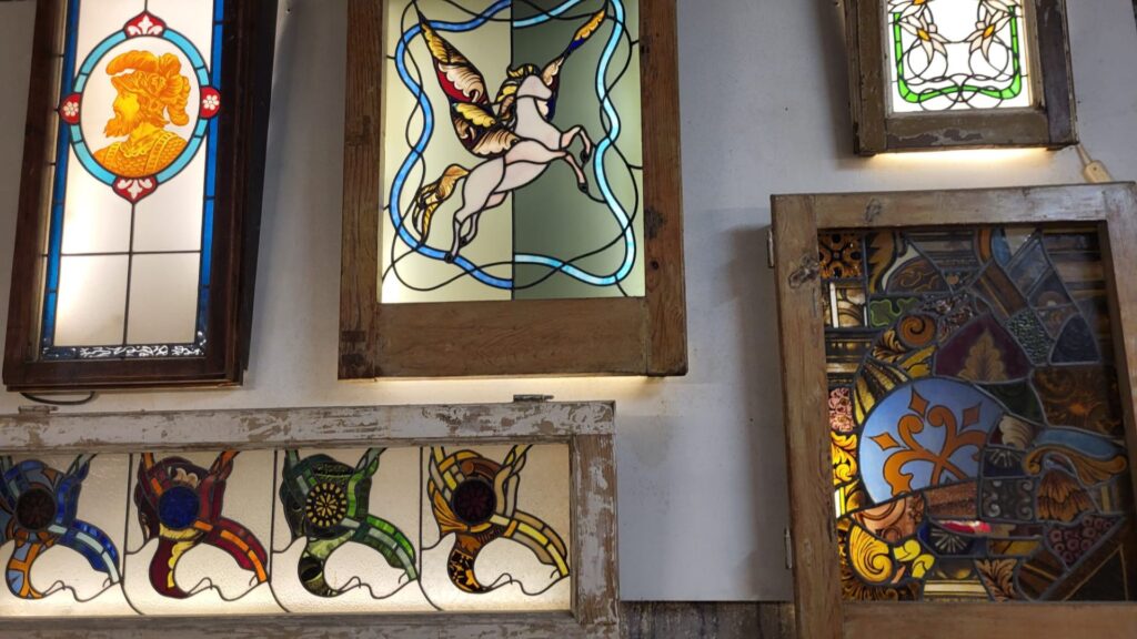 Barselona'da Vitray Restorasyonu En İyi Üniversitem Oldu: Sanatçı Jorge Aragone'den
