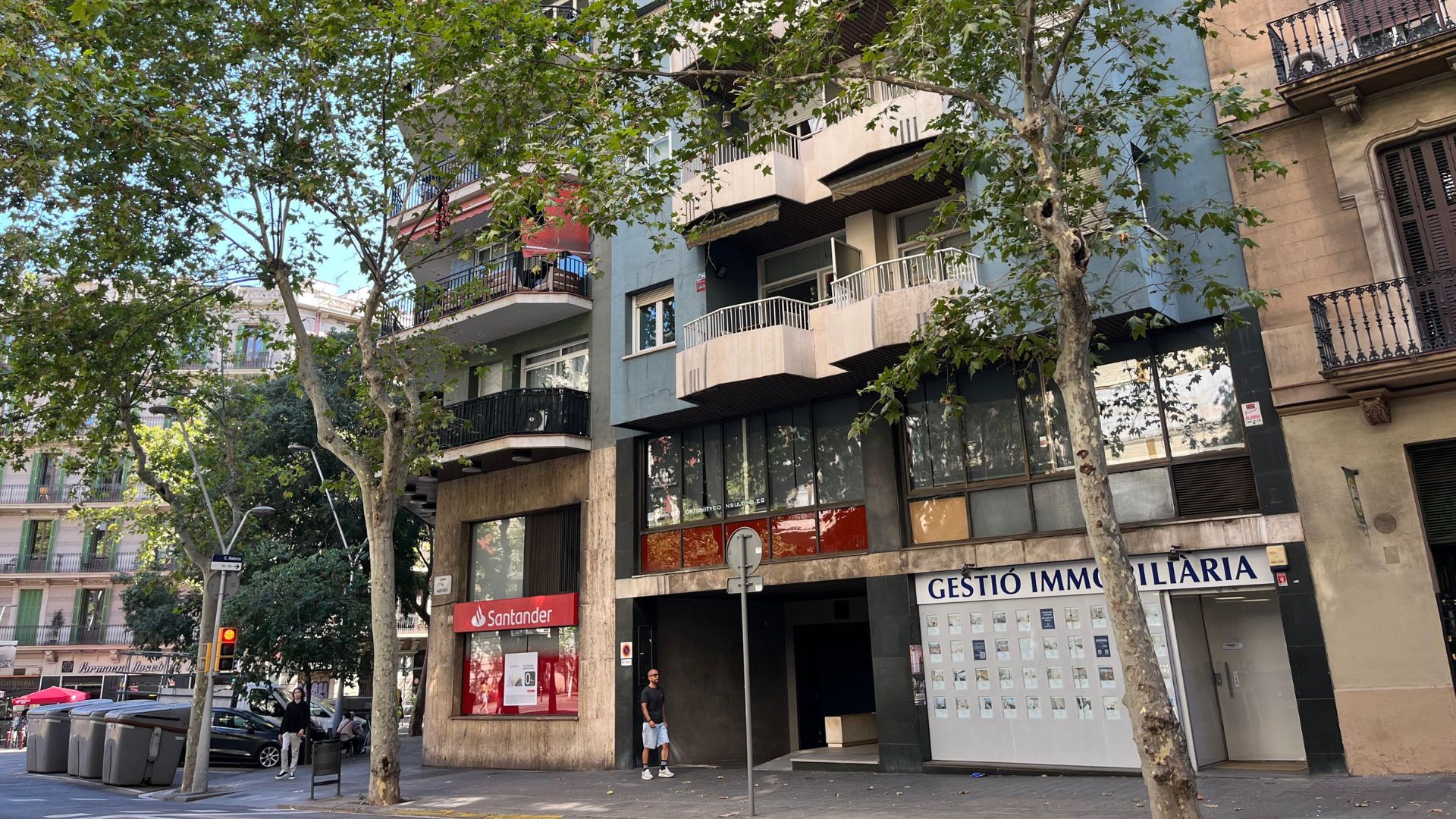 Barselona'da Mülk Yöneticileri, Çatışmalı İşgallere Karşı Topluluklara Yasal Yetki