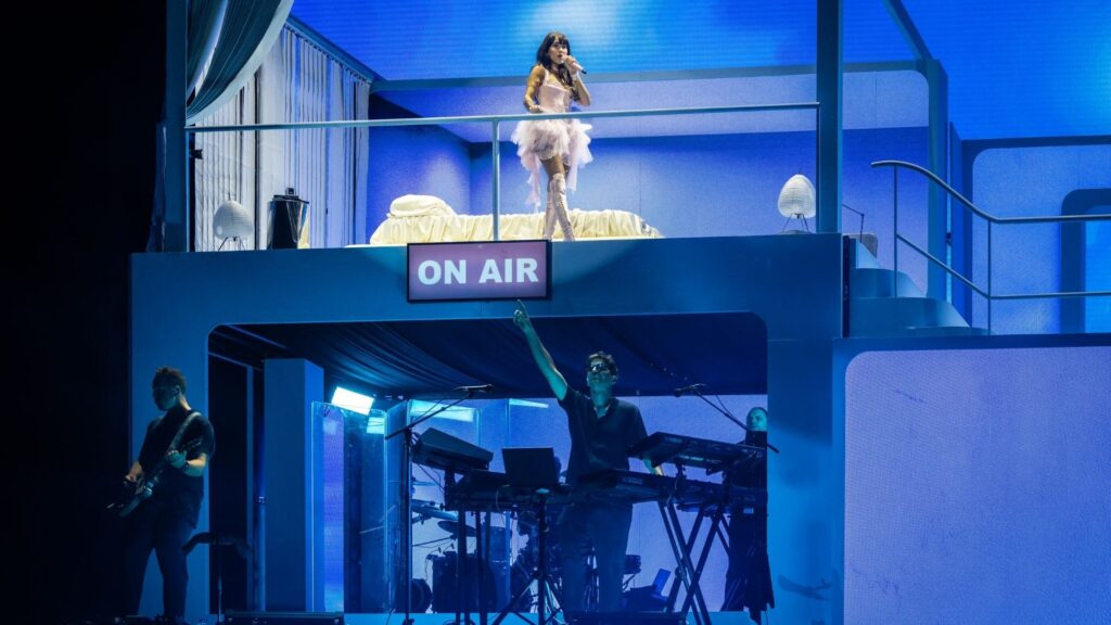 Aitana'dan Barselona'ya Dört Konserlik Unutulmaz Başlangıç: Palau Sant Jordi Coştu!
