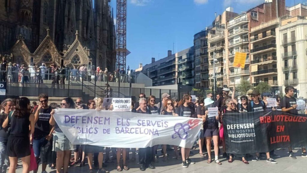 Barselona Kütüphaneleri Süresiz Grevle Kilitlendi: Hizmetler Durdu
