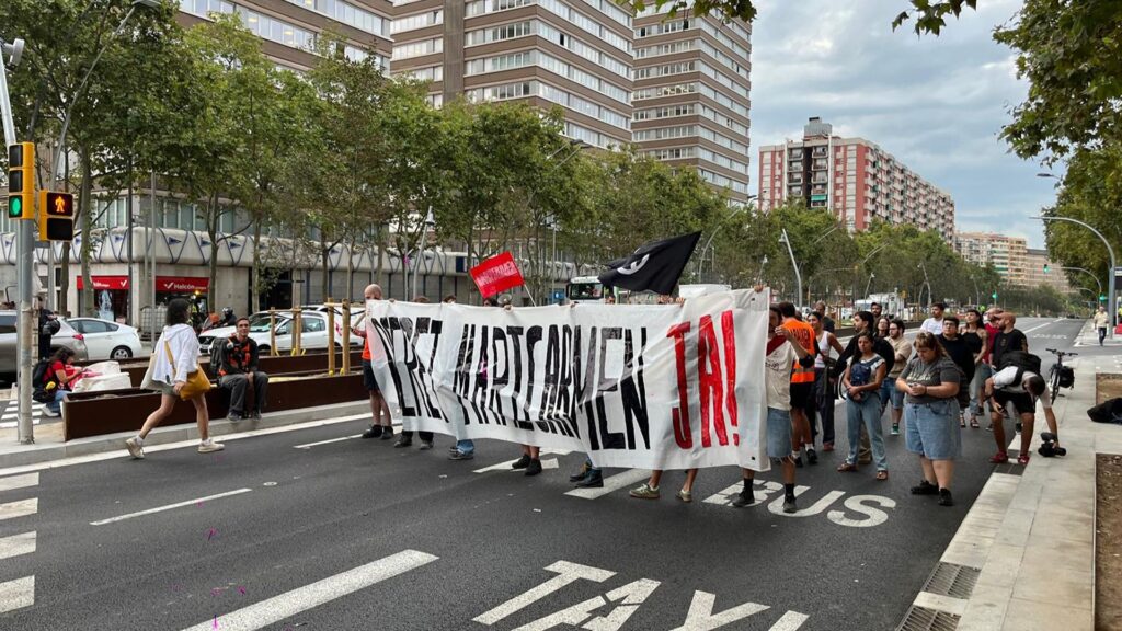Barselona'da Konut Krizi Tartışması: BComú, F1 Sübvansiyonunun Tahliye Birimine