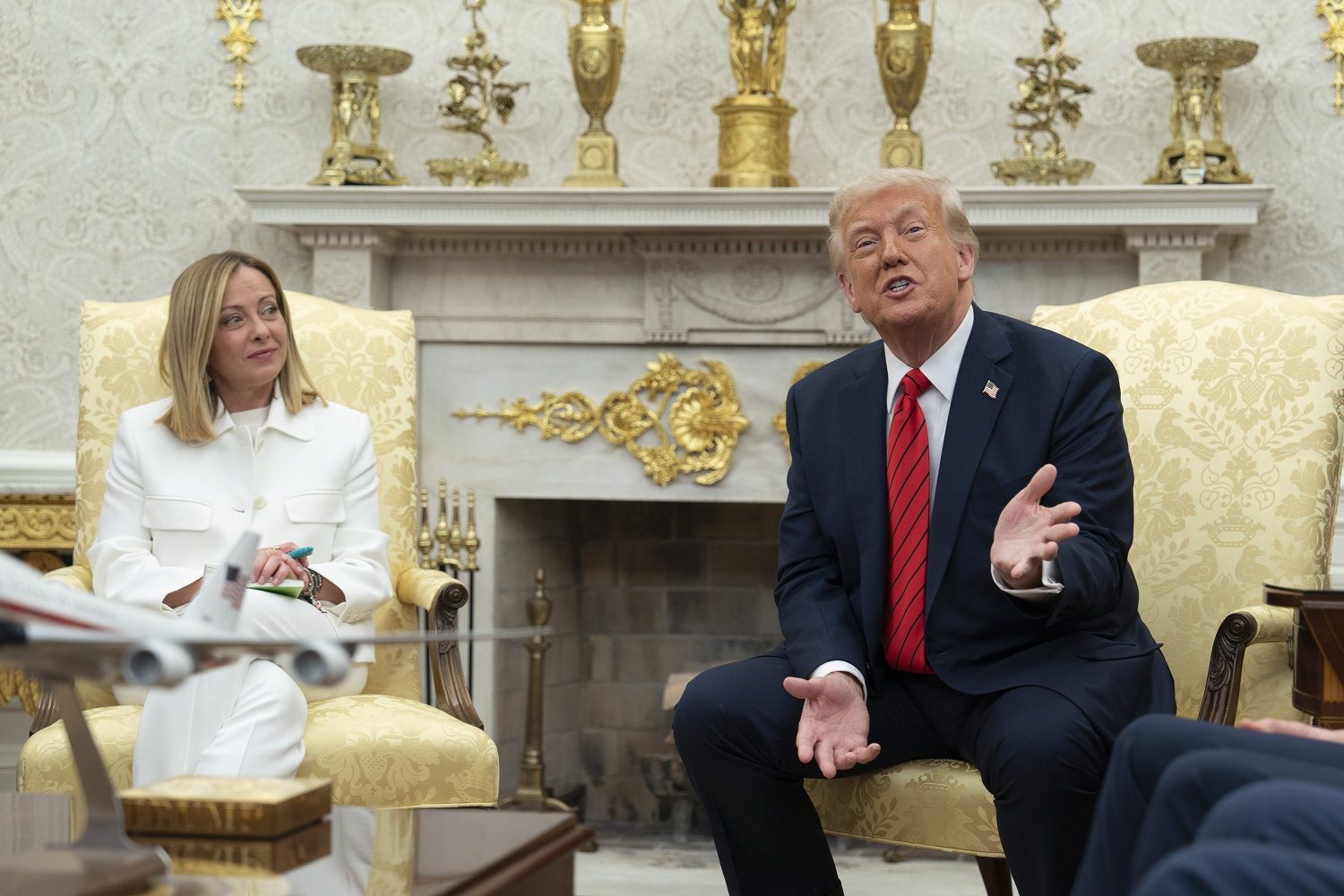 Trump'tan Meloni'ye 'Cesaret' Eleştirisi: ABD-İtalya İlişkilerinde Gerilim