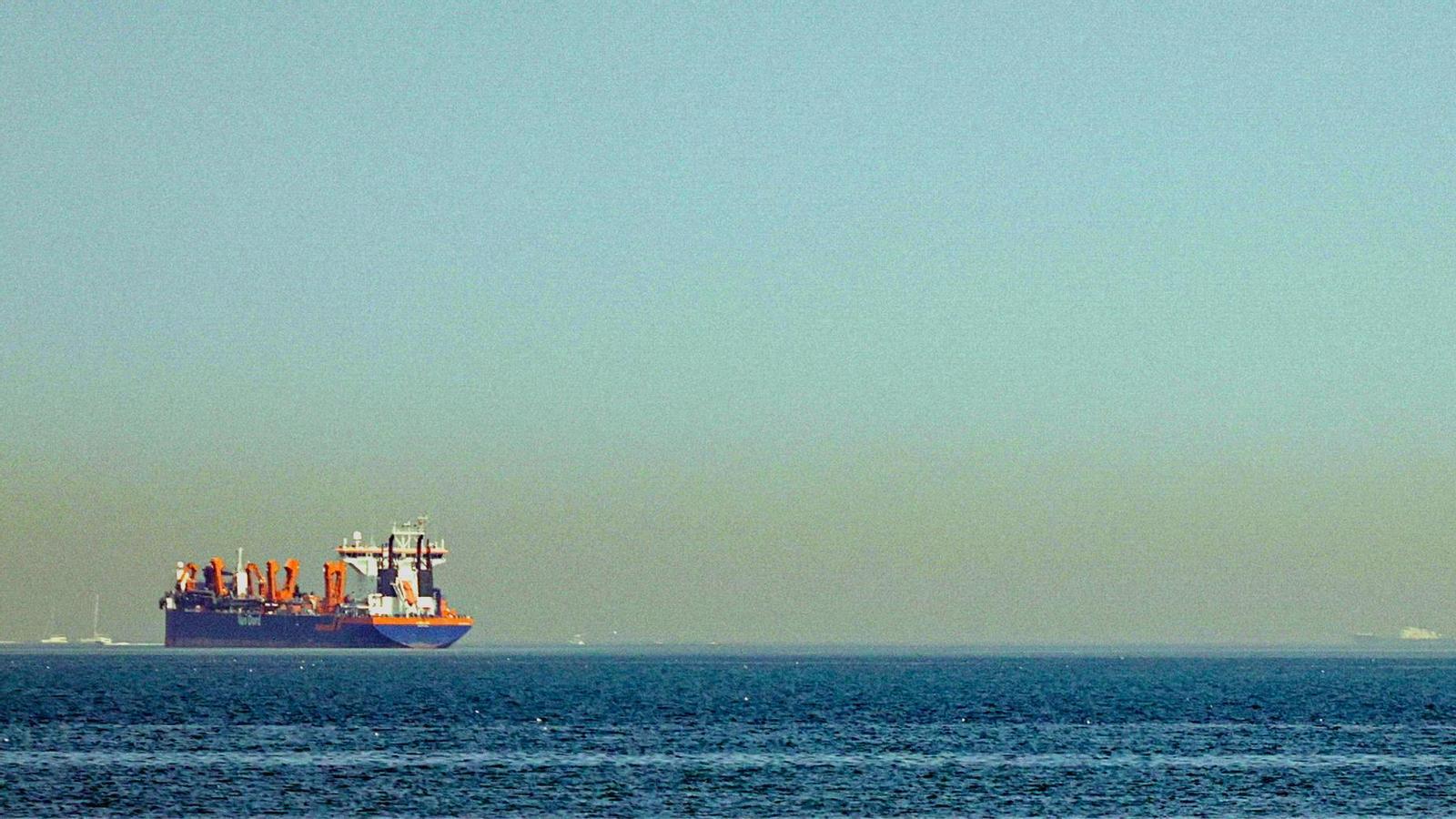 Trump'ın 'Savaş Bitti' Açıklaması Petrol Piyasalarını Salladı: Fiyatlar 92 Dolara Geriledi