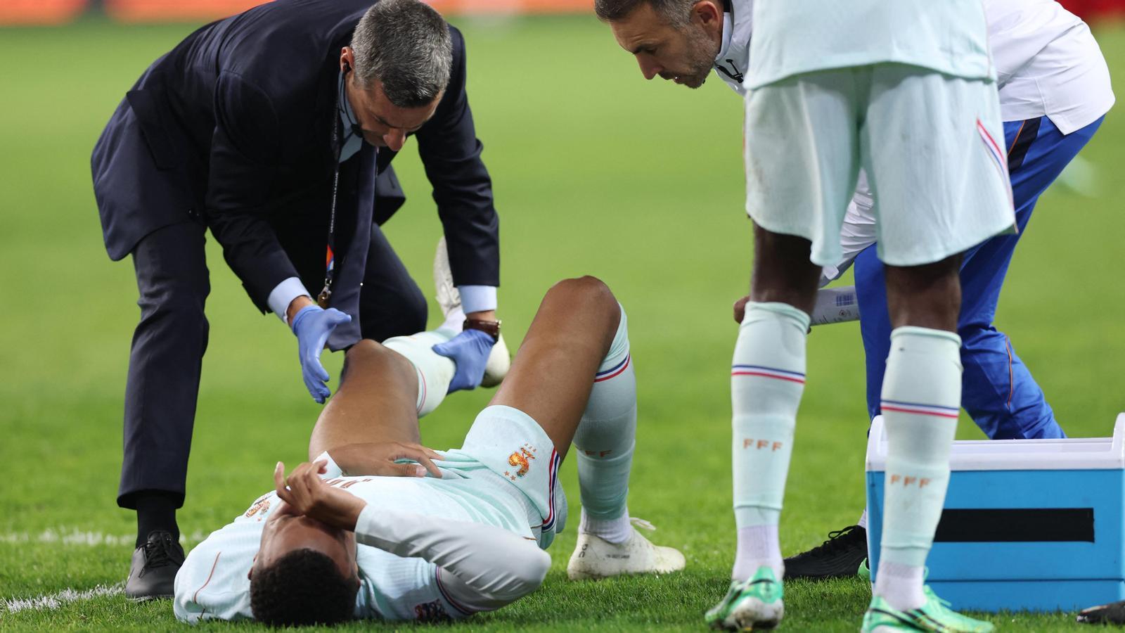 Kylian Mbappé'nin Sakatlığı Real Madrid'i Sarstı: El Clásico Öncesi Büyük Endişe