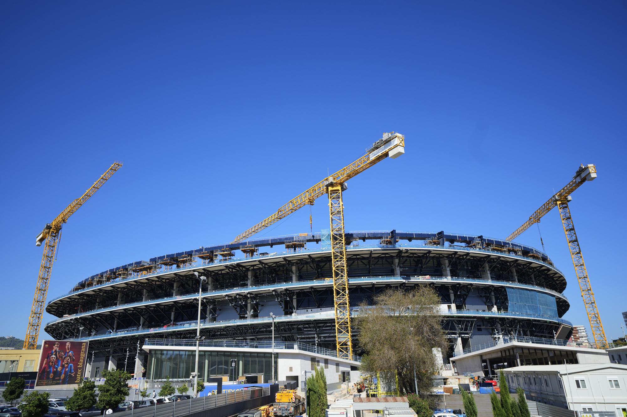 Camp Nou Yenilemesi İçin Ek Finansman Onaylandı: Barça'nın Borç Yükü Artıyor mu?