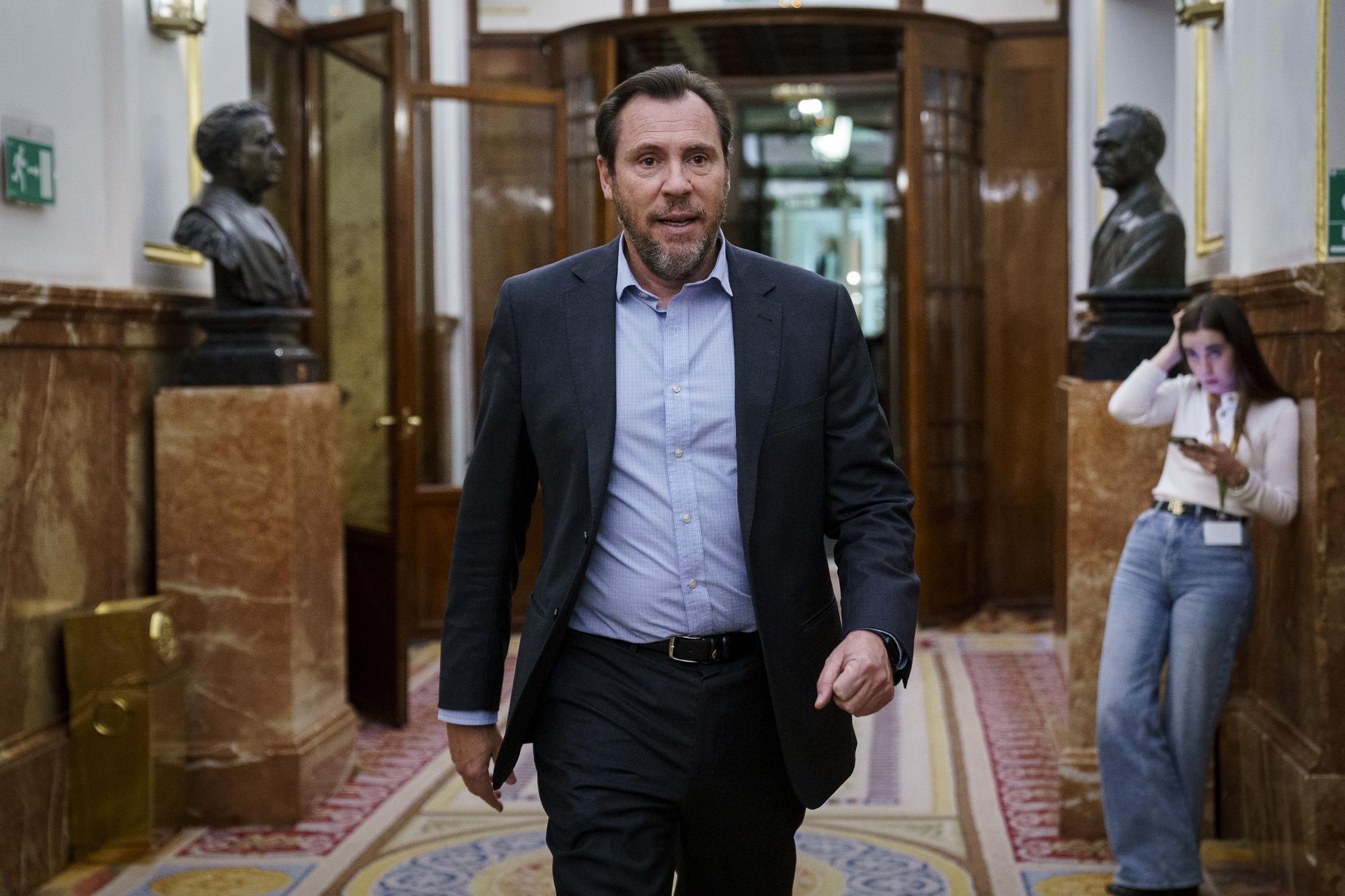 İspanya'da Siyasetçi-Gazeteci Gerilimi: Yüksek Mahkeme Sosyal Medya Tartışmalarının