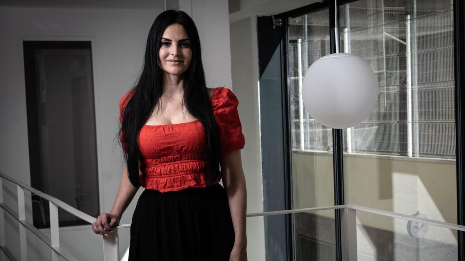 İskoçya'nın Futbol Efsanesi: Eva Olid, Hearts'ı Zirveye Taşıdı ve Veda Etti
