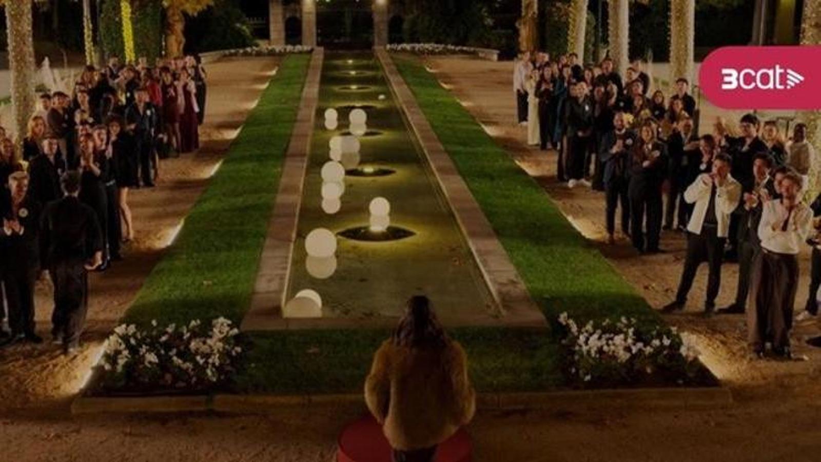 TV3'ün Yeni Yapay Zeka Şovu Tanıtımında Gaf: Seyirciye Karışık Mesaj