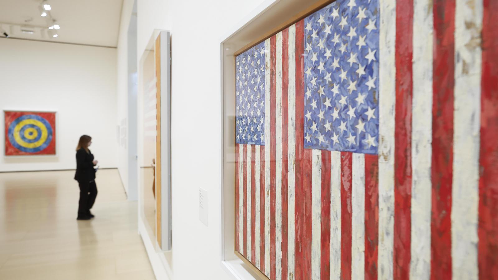 Pop Art'ın Efsanevi Öncüsü Jasper Johns'un "Duygusal ve Bulanık" Yüzü Bilbao'da
