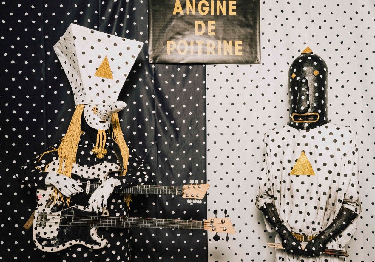 Pop Müziğin Yarası: Angine de Poitrine ile Dinleme Alışkanlıklarını Sorgulayan