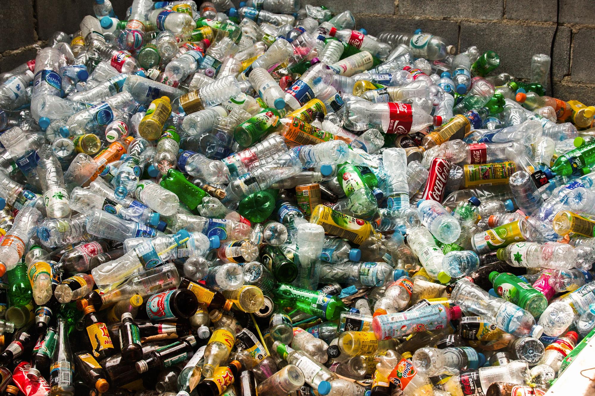 Plastiklerin Gizli Tehlikesi: Kimyasalların %26'sı Zehirli, %66'sı Bilinmiyor