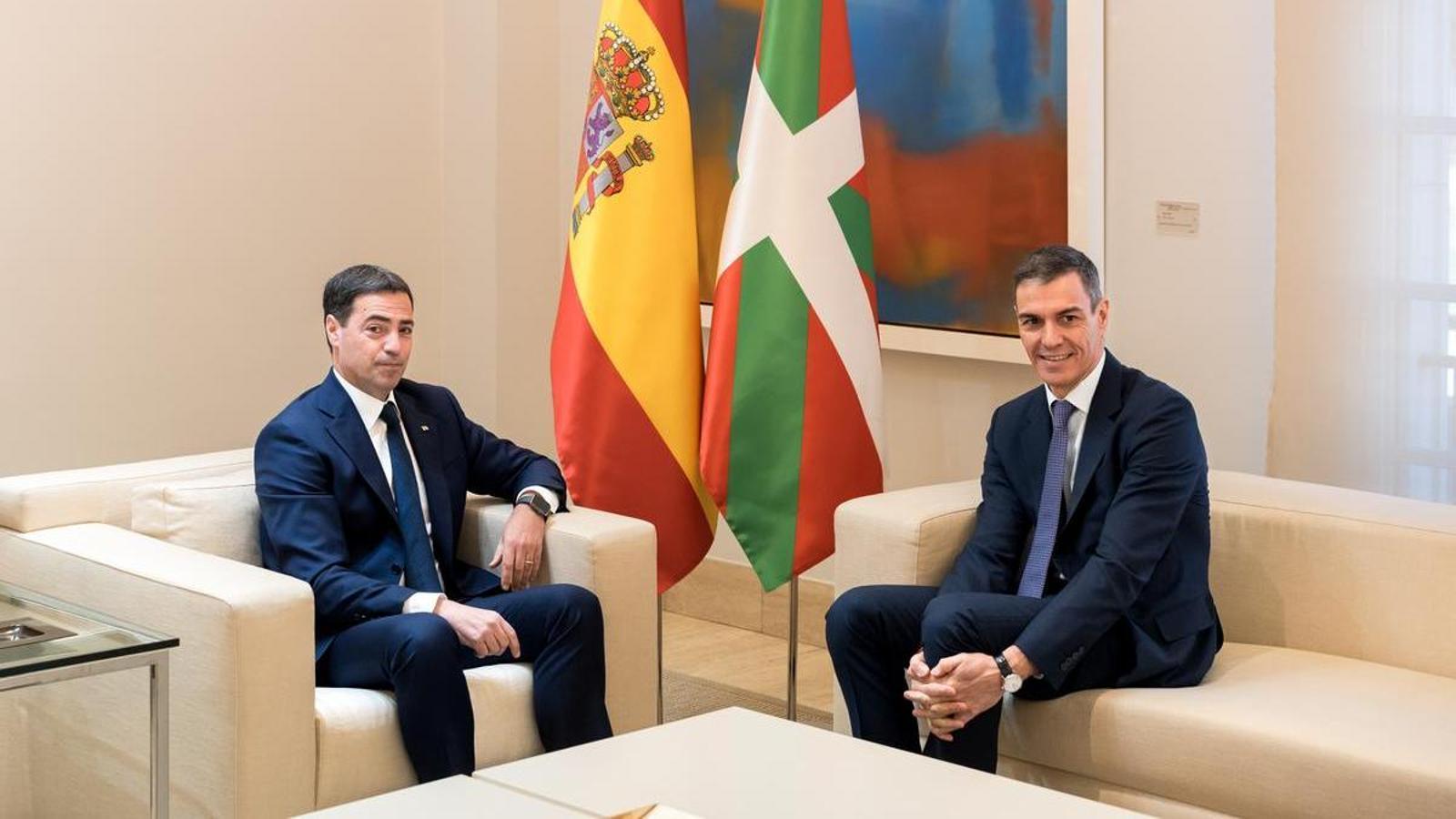 İspanya'da Özerklik Pazarlığı: Euskadi'ye Geniş Yetki Devri ve Siyasi Dengeler