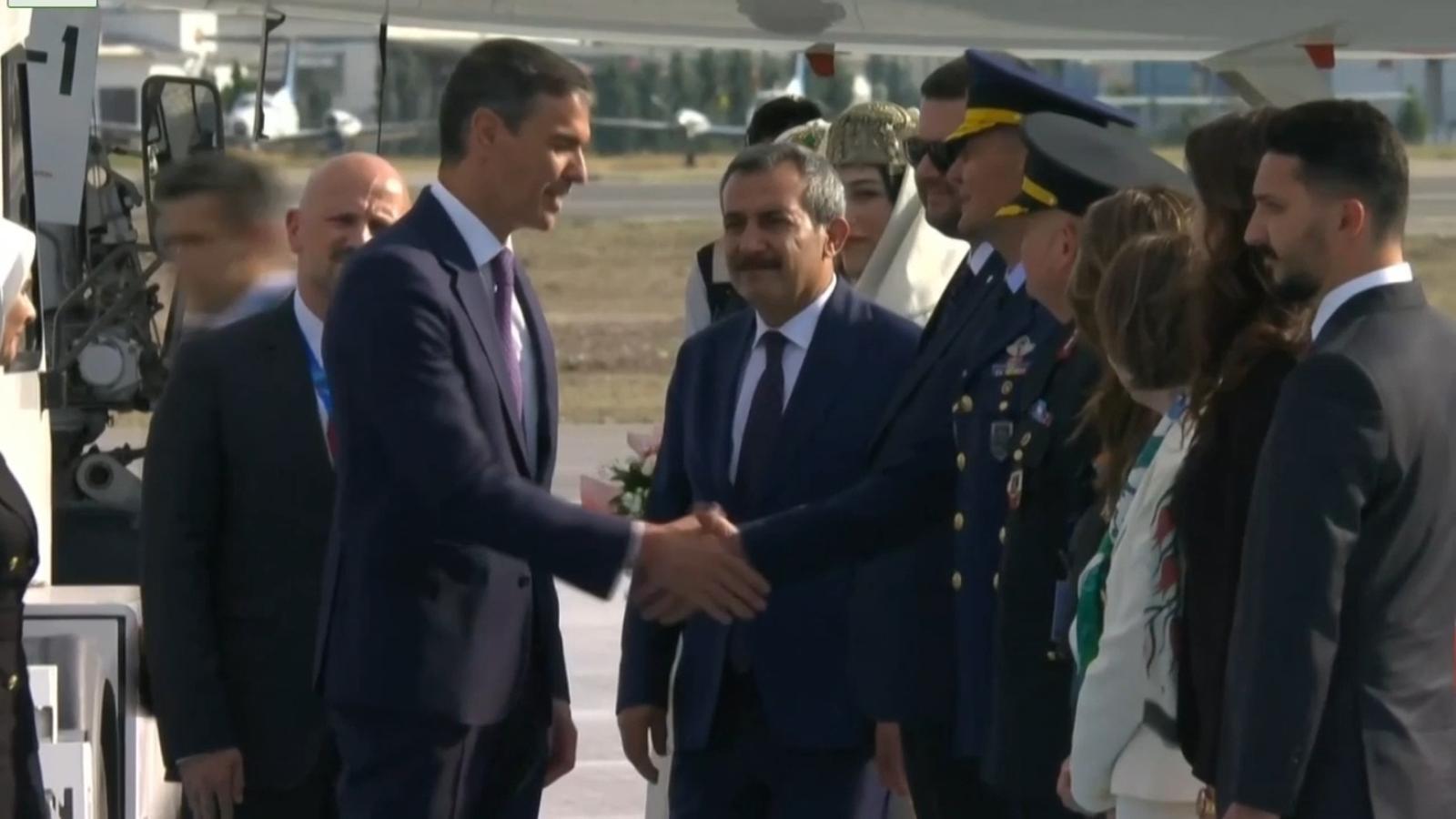 Pedro Sánchez NATO Zirvesi'ne Eşsiz Katıldı: Begoña Gómez Soruşturması Gölgesinde