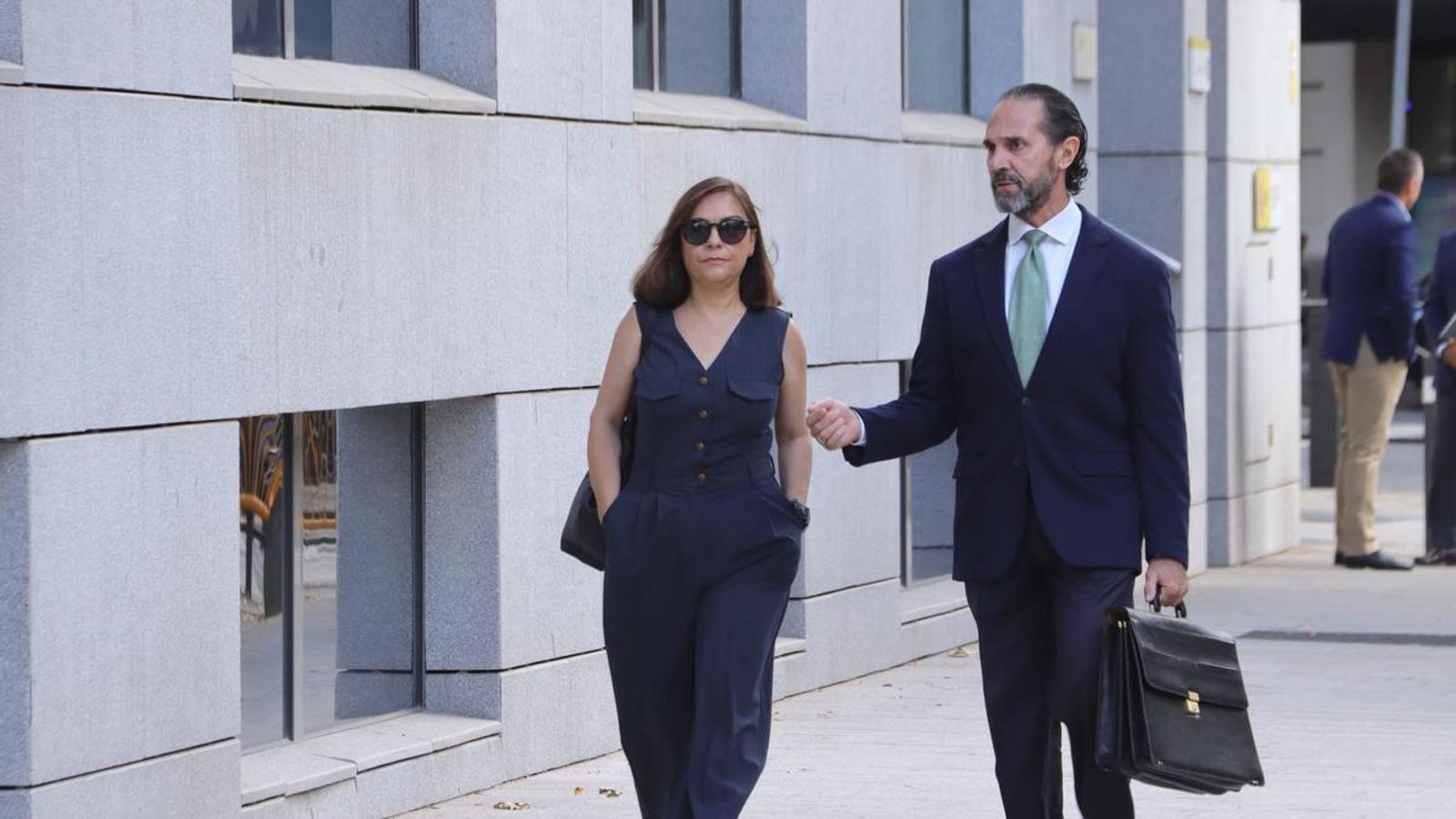 PSOE'deki Yolsuzluk İddiaları: Parti Yöneticisi Suçu Eski 3 Numaraya Attı