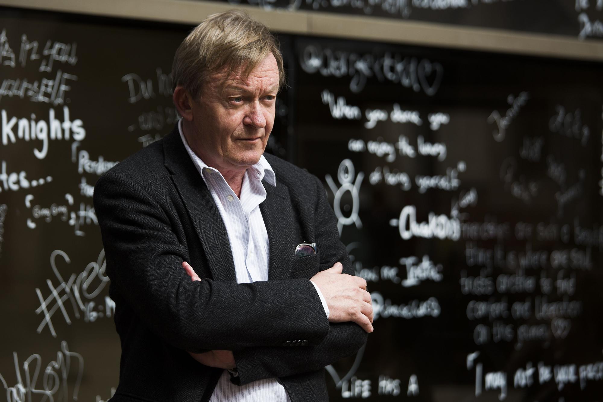 Hayat Bir Film mi? Jean Echenoz'un 'Bristol' Romanı Üzerine Derin Bir Bakış