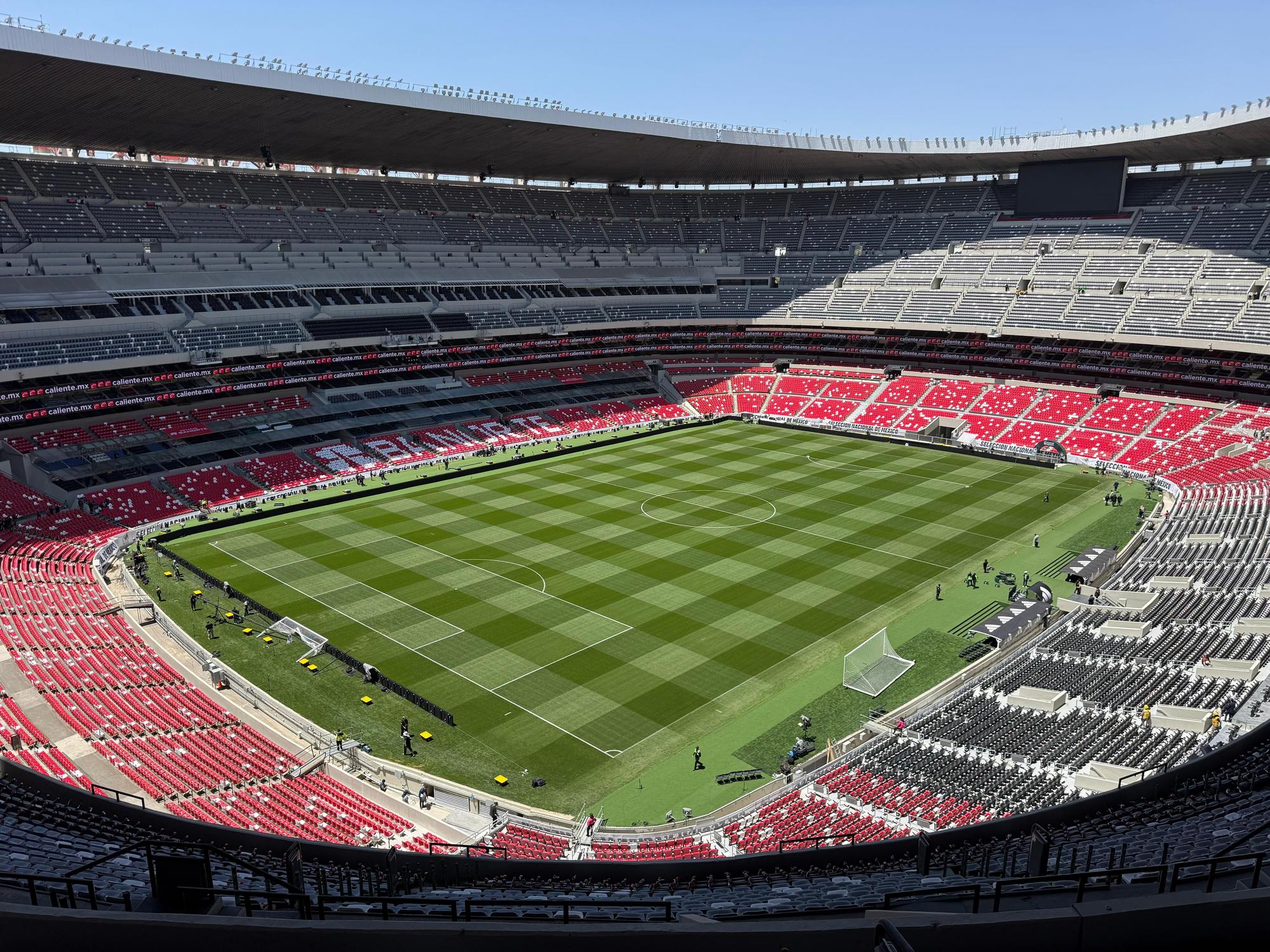 Azteca Stadı'ndaki Dünya Kupası Açılışının Perde Arkasındaki Katalan Sırrı