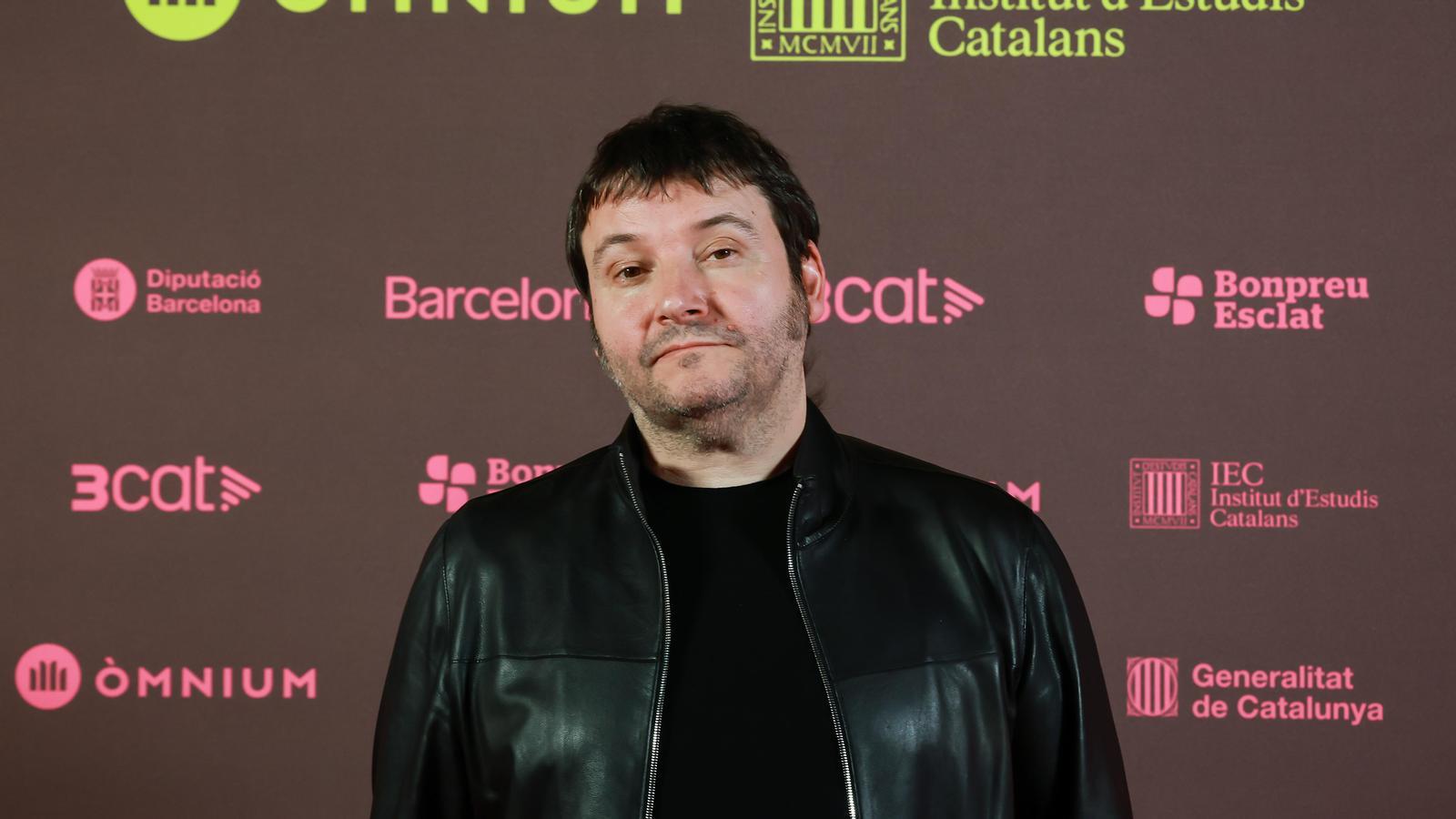 Carles Rebassa, Sant Jordi Ödülü'nü 'Tehlikeli Bir Aşk' Temalı Romanıyla Kazandı