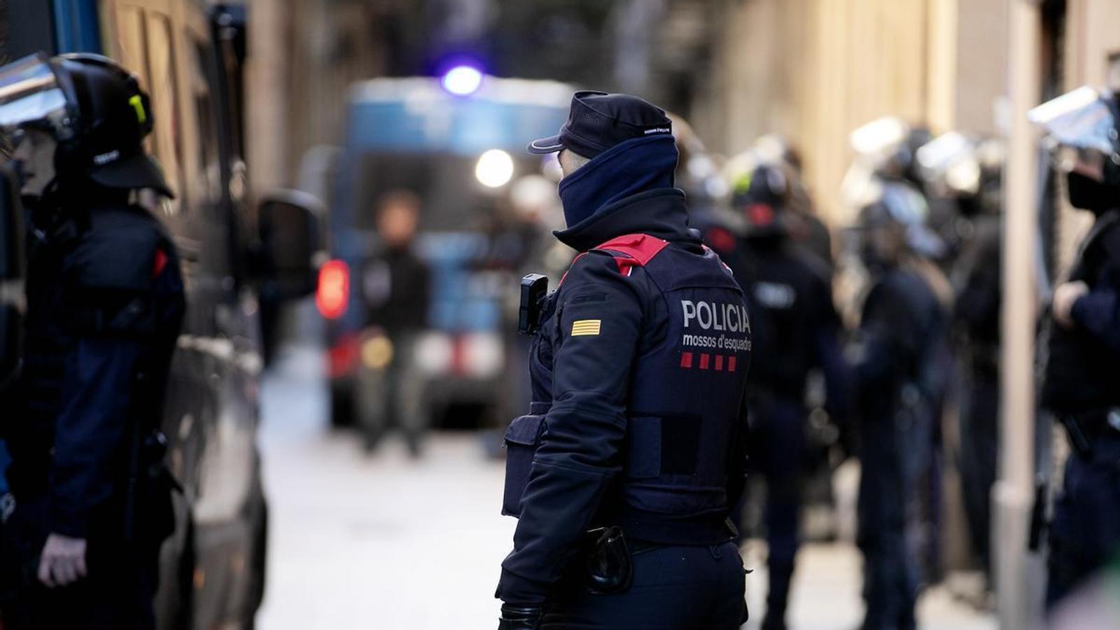 Barselona'da 50 Kişiyi Tehdit Eden Büyük Tahliye Krizi: Yeni Konut Kararnamesi