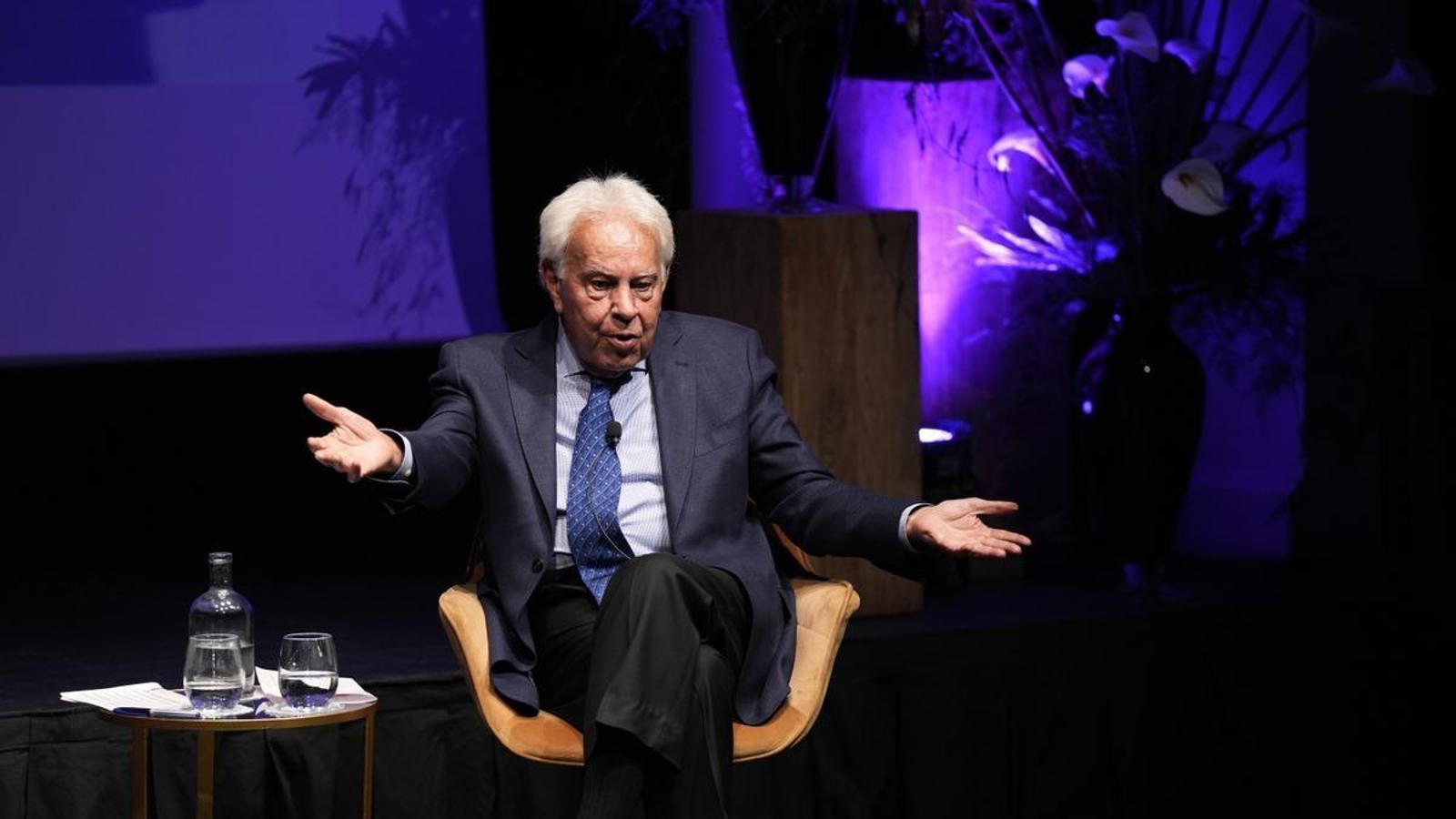 Felipe González'in Gölgesi: İspanyol Siyasetinin Bitmeyen "Ölü Baba" Mirası