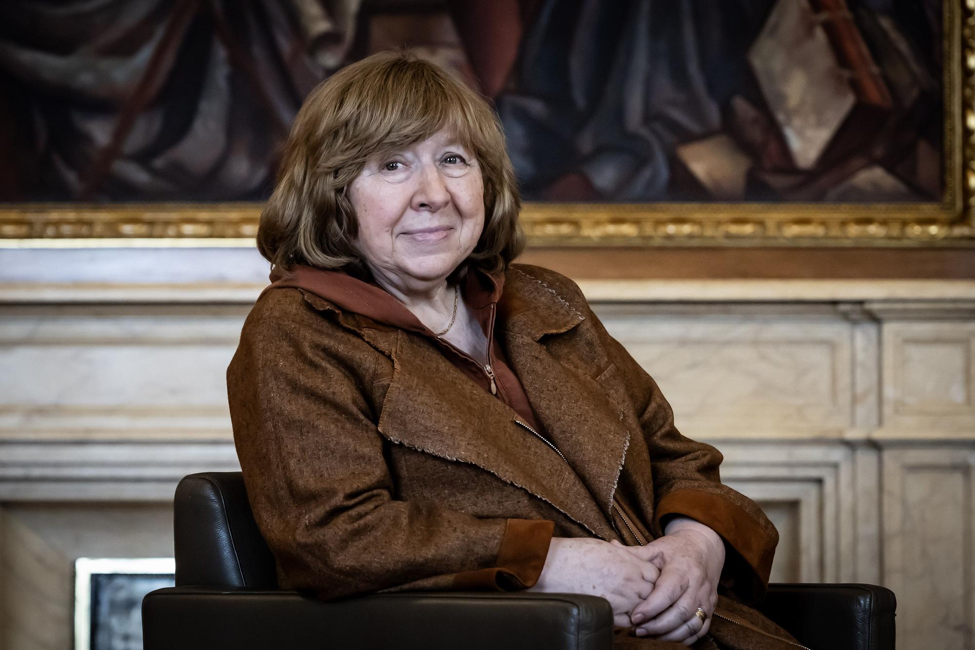 Nobel'li Yazar Alexievich: Çernobil'de Ölüm Suda, Elmada Saklıydı
