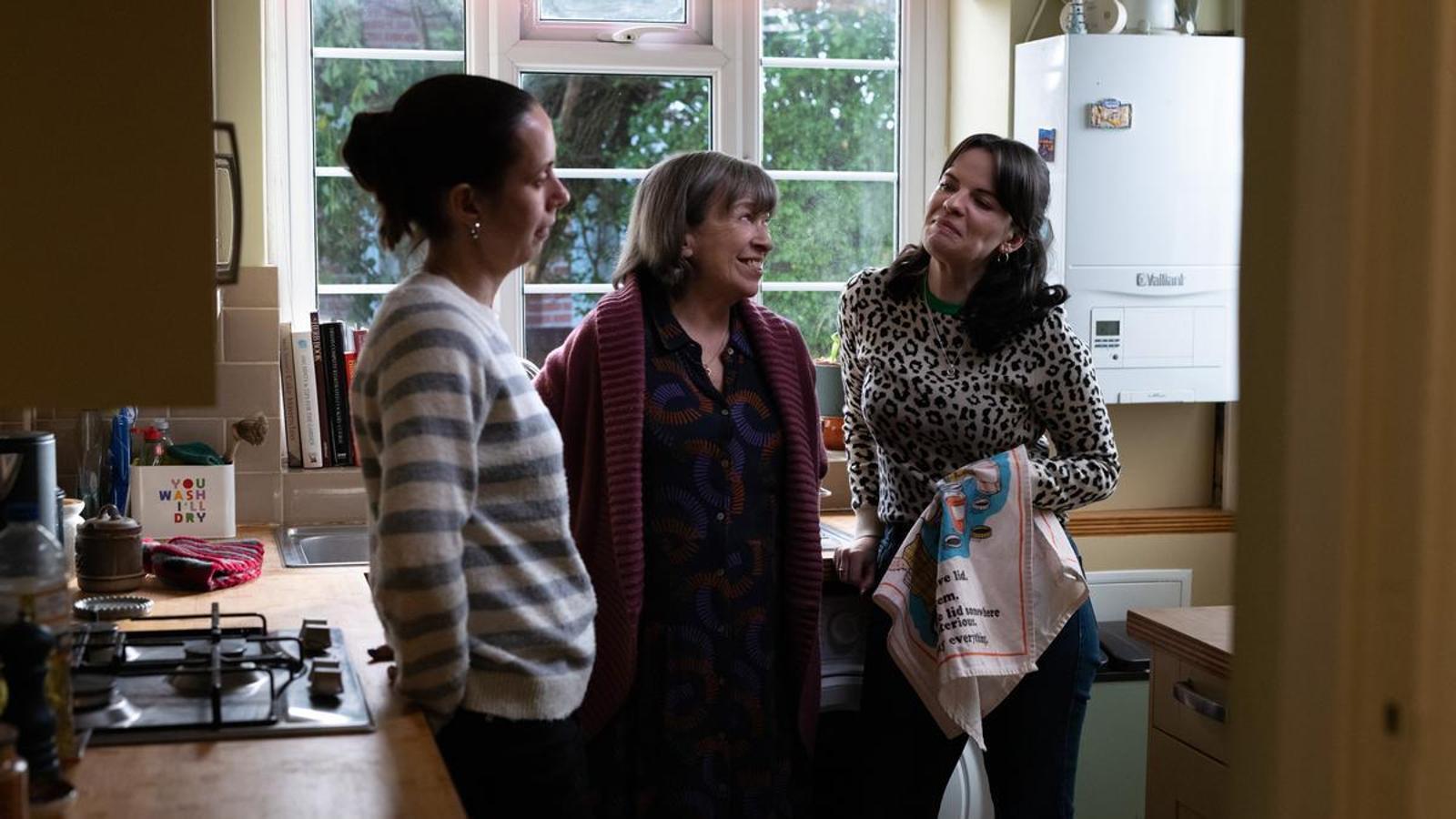 Mike Leigh'in 'Tender Loving Care'ı San Sebastián'da Altın İstiridye'yi Kucakladı