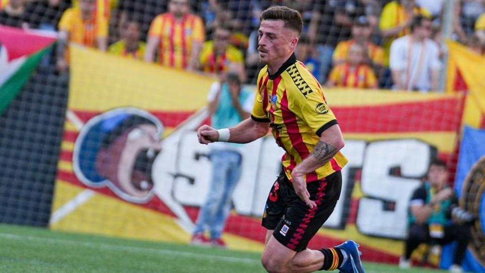 Barselona'nın Yerel Gururu Sant Andreu, Primera RFEF'e Yükseldi!