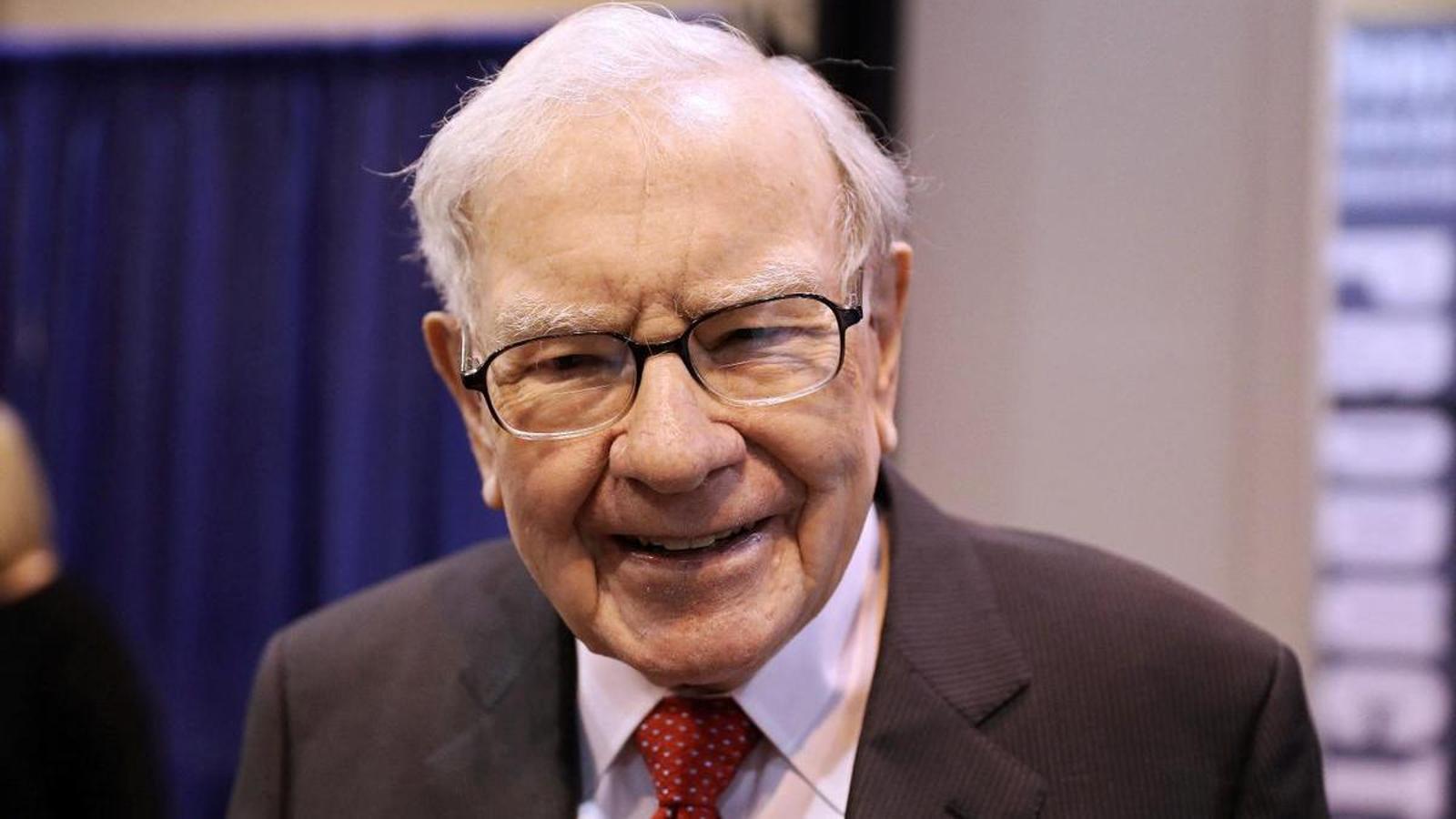 Warren Buffett, Efsanevi Berkshire Hathaway'deki Başkanlık Görevini Oğlu Howard'a