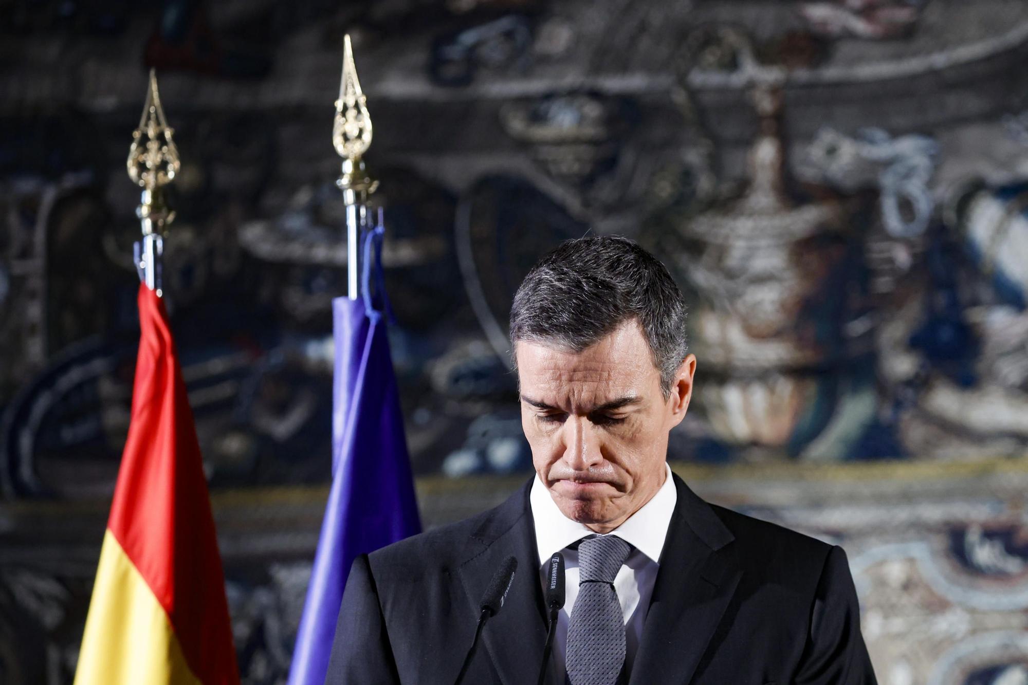 İspanya'da Seçim Takvimi Tartışması: Sánchez'in "Hile" İddiaları Gündemde