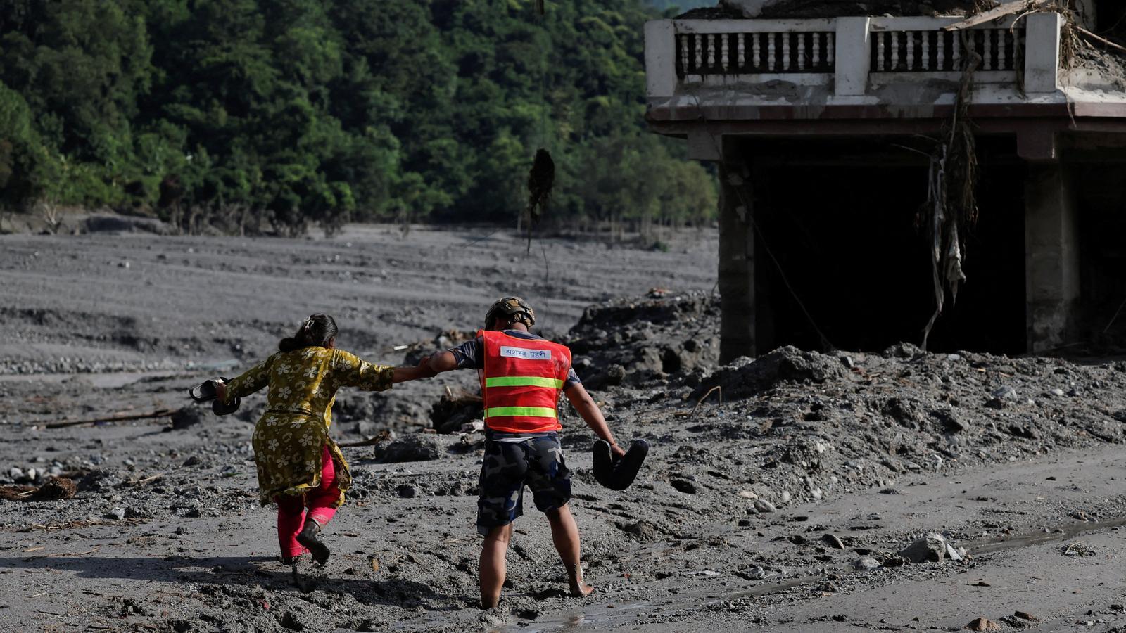 Nepal'de Yeni Sel Felaketi Korkusu: Can Kaybı Artarken Bölge Teyakkuzda