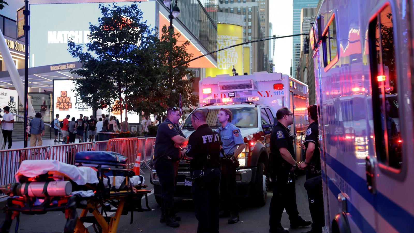 New York'un Kalbinde Dehşet: Penn İstasyonu'nda Bıçaklı Saldırı!