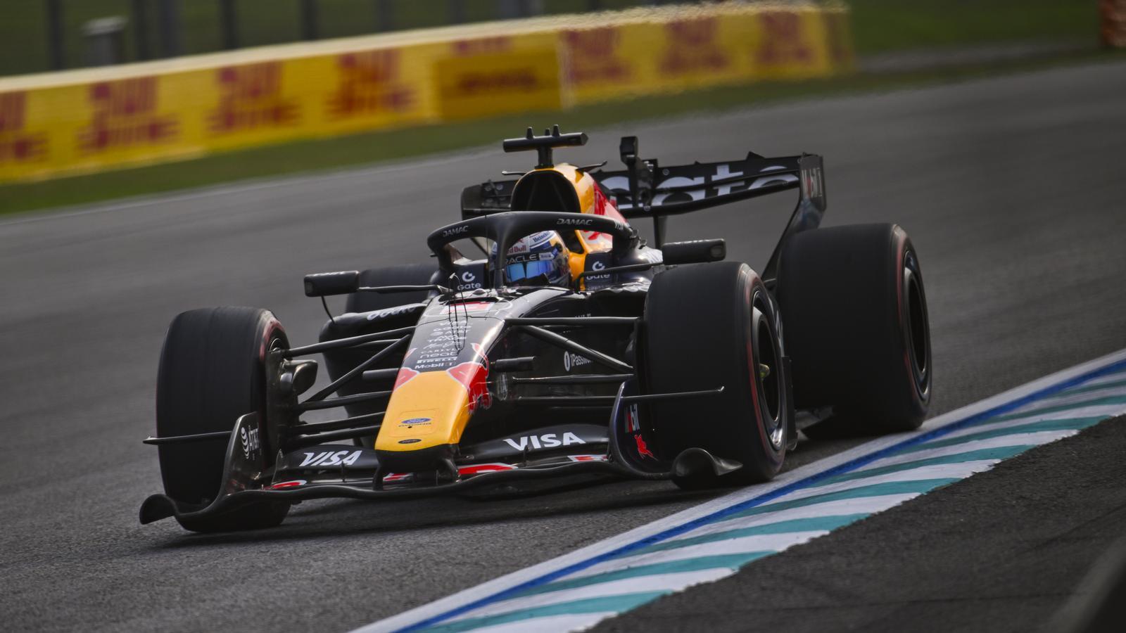Malezya'da Yağmur Altında Nefes Kesen Mücadele: Verstappen Zafere Ulaştı!
