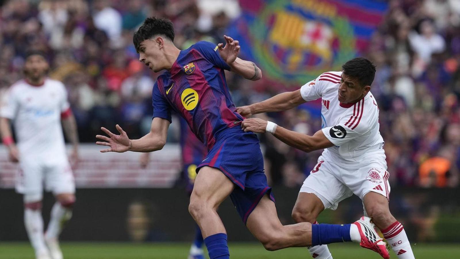 Flick Dönemine Muhteşem Başlangıç: Genç Bernal Parladı, Barça Sevilla'yı Ezdi