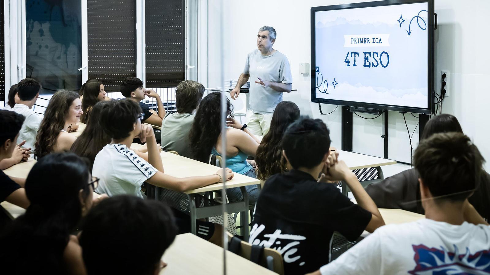 PISA Sonuçları Eğitimi Yeniden Tartışmaya Açtı: İspanya ve Dünya Nereye Gidiyor?