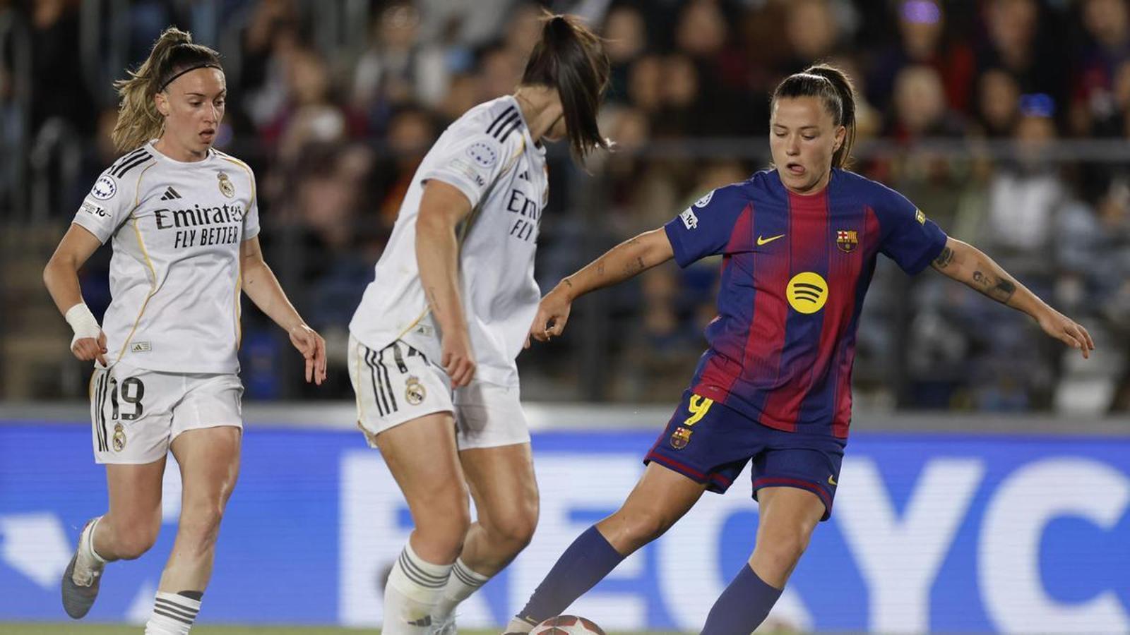 Real Madrid Pahasına Bir Şölen: Camp Nou'da Kadınlar Şampiyonlar Ligi Rekoru!