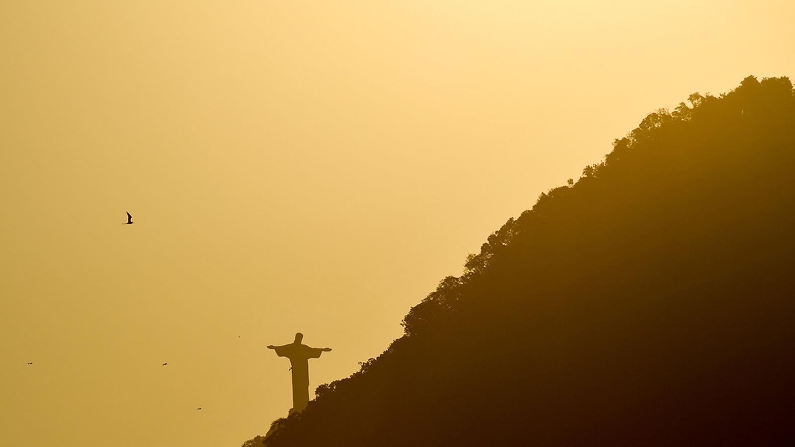 Rio'da Helikopter Kazası: Oliver Tree ve Youtuber Gaspi Hayatını Kaybetti