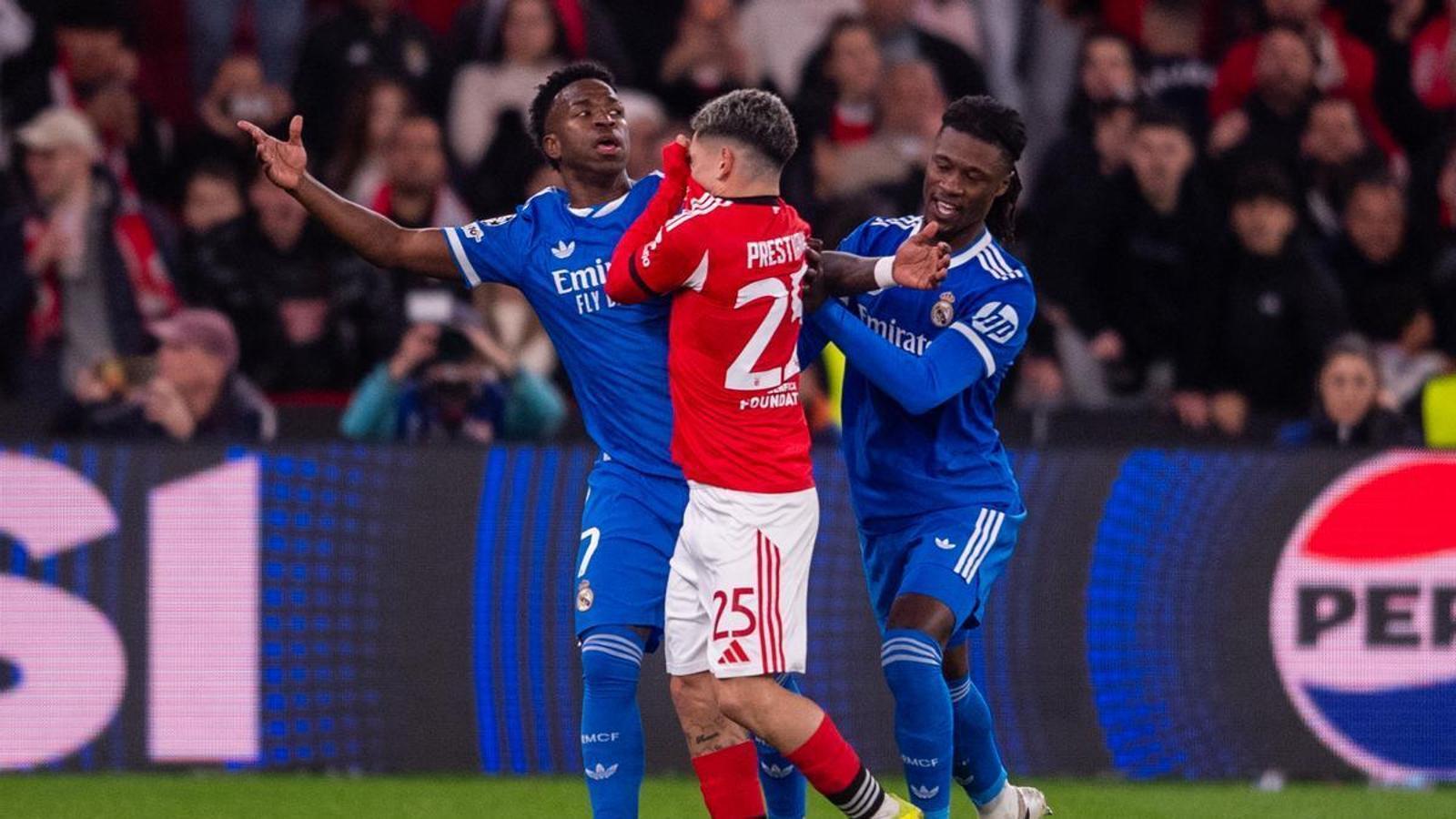 Dünya Kupası'nda Futbolu Yeniden Şekillendirecek Kurallar: Tarihi Değişim Rüzgarları
