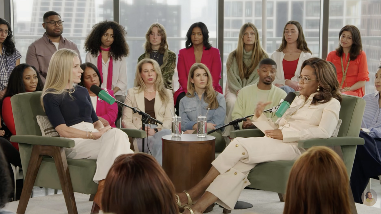 Coldplay 'Kiss Cam' Skandalının Kadını Konuştu: Viral Olayın Perde Arkası