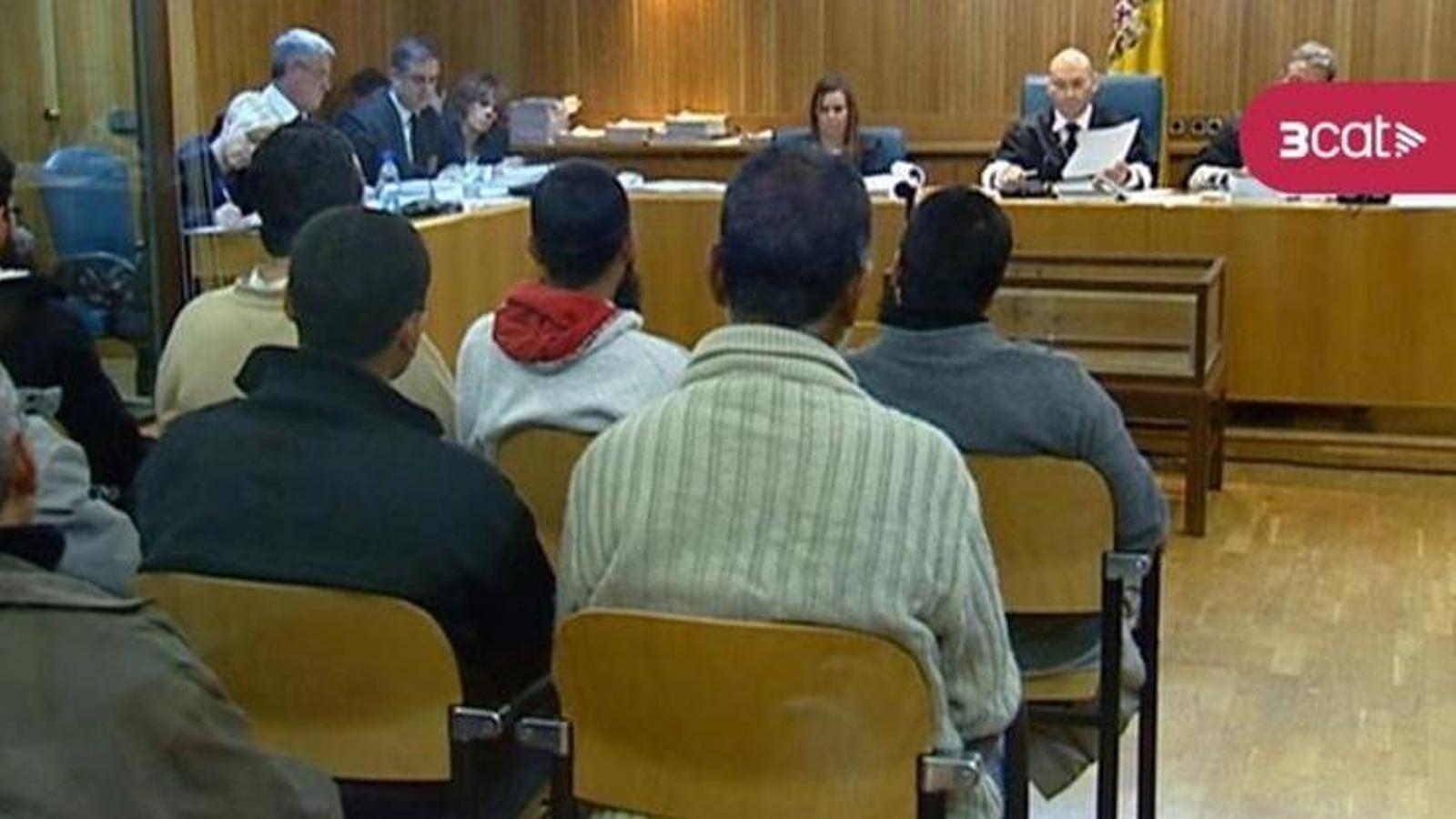 Barselona Metrosu Komplosu: 'Raval'ın 11'leri' Davası ve İstihbaratın Sır Perdesi