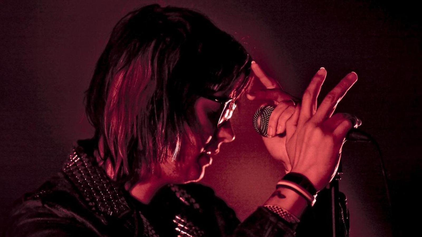 The Strokes: Efsanevi Grubun Yükselişi, Zorlukları ve Sonsuz Modası