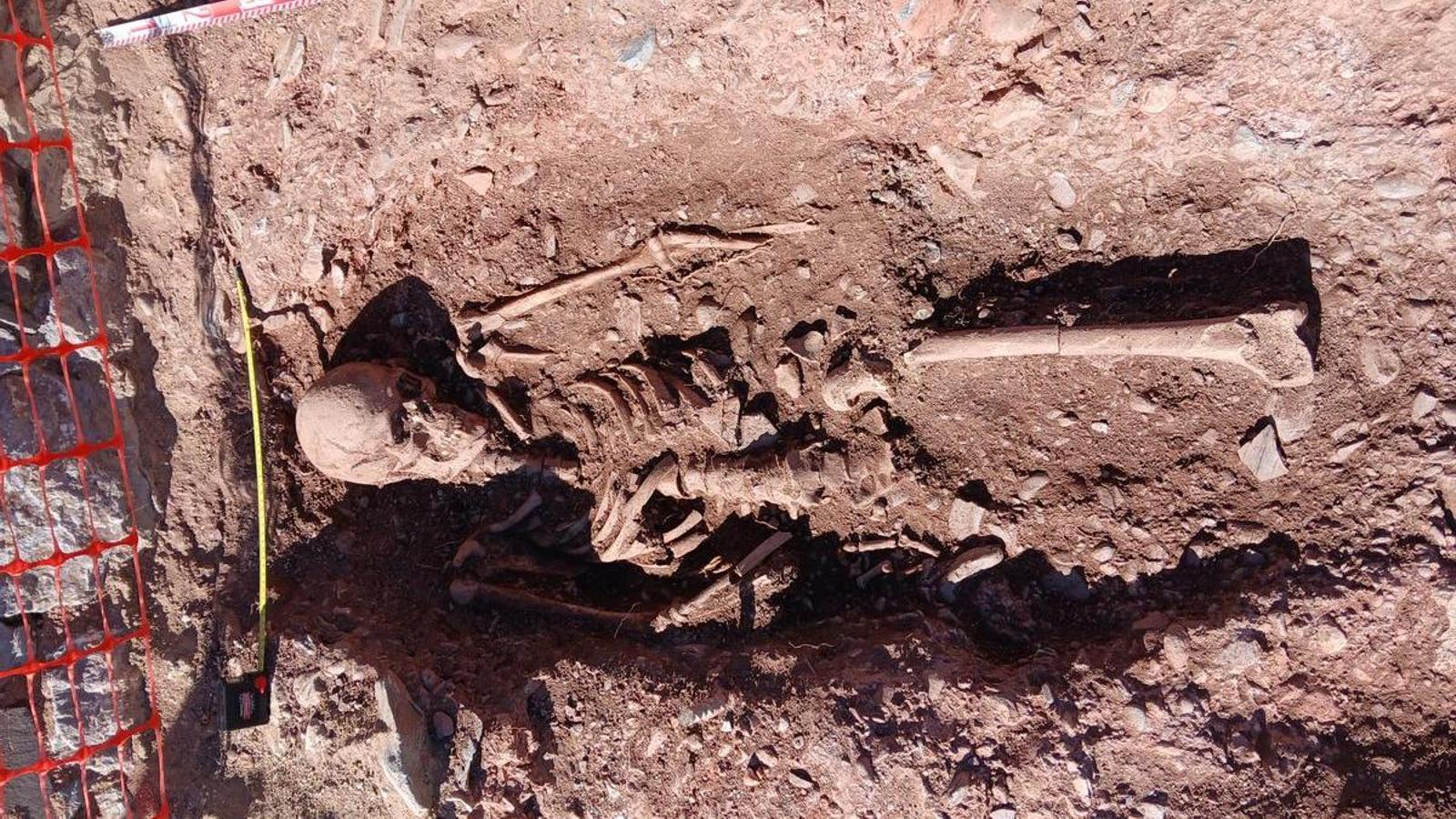 Katalonya'da Bin Yıllık Keşif: Sant Llorenç del Munt Manastırı'nın İlk Sakinleri Bulundu