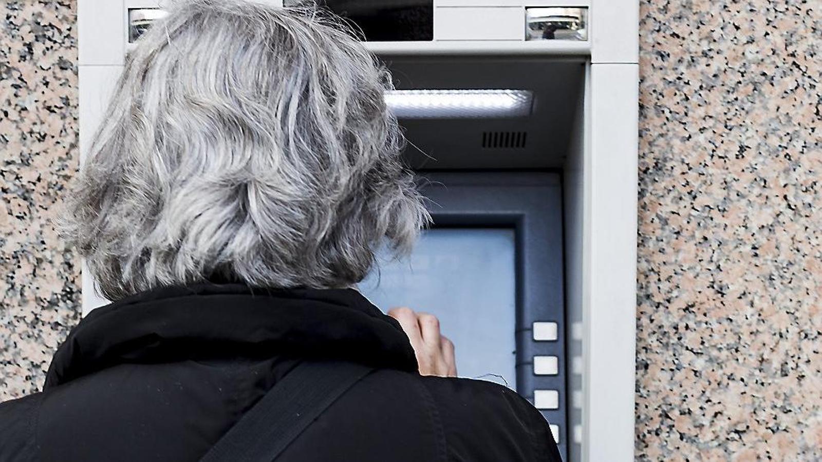 Katalonya'da 2008'den Bu Yana 6.000 Banka Şubesi Kapandı: Finansal Dışlanma Riski