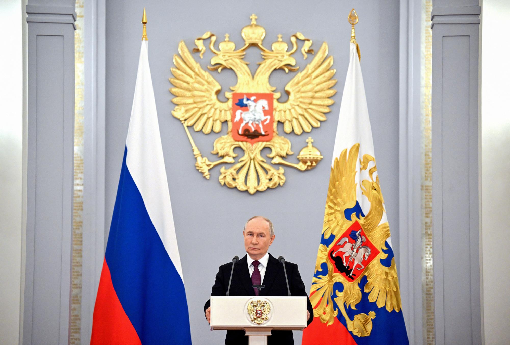 Putin'den Nadir Özeleştiri: Ukrayna Saldırıları ve Artan Askeri Kayıplar