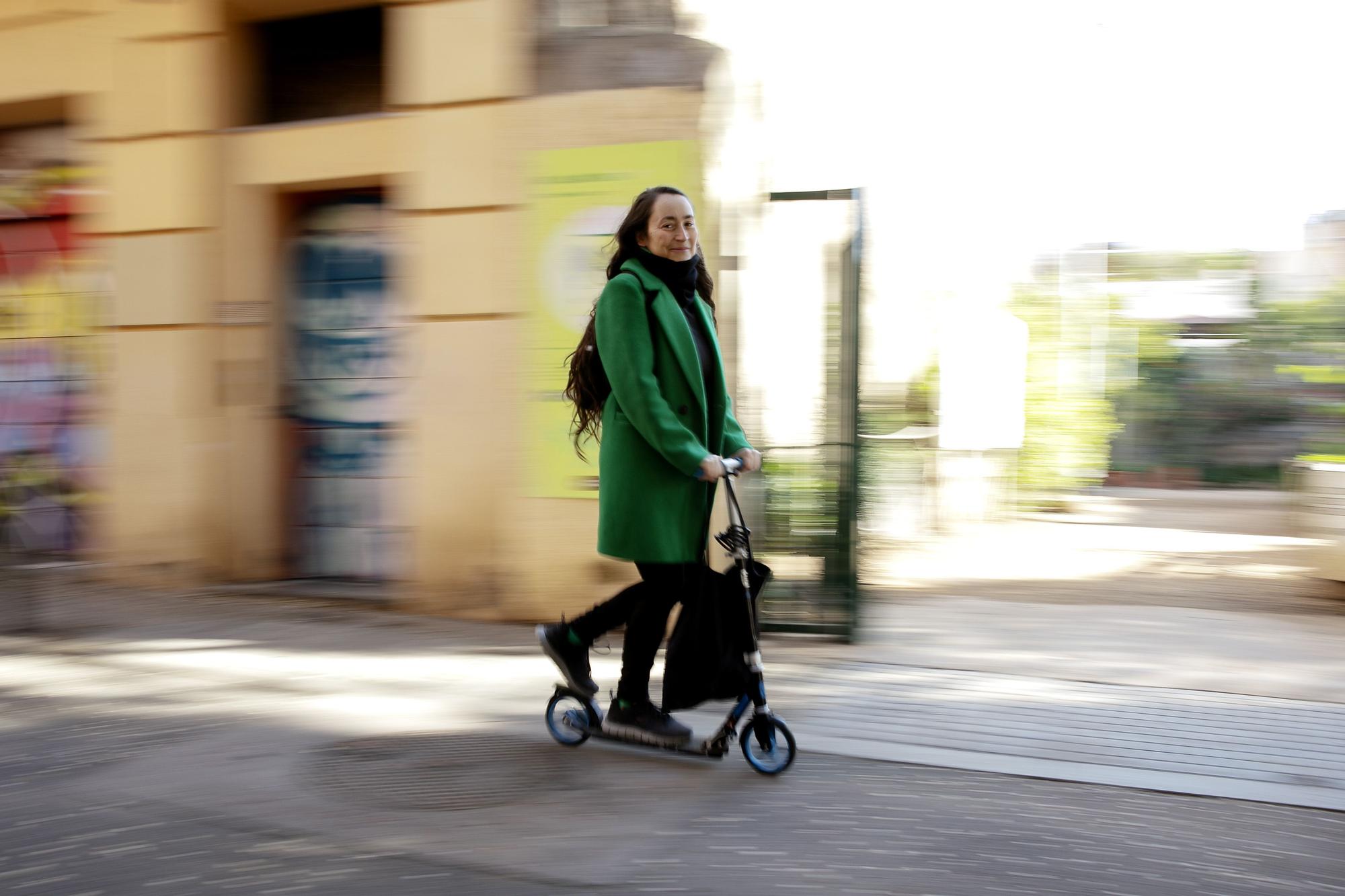 Çocuklar Büyüdükçe Ebeveynlerin Değişen Varlığı: Bağları Korumak Mümkün mü?