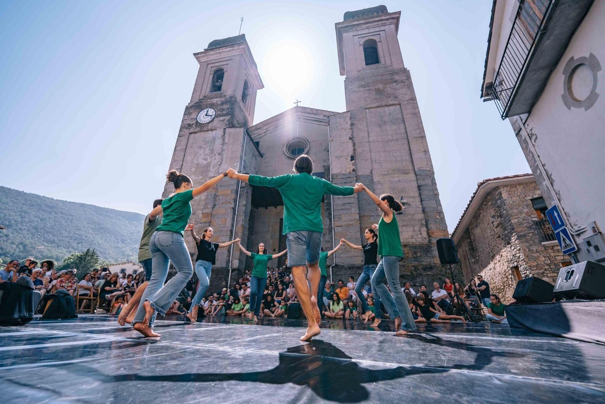 Ésdansa Festivali Bask Ülkesi'ne Odaklanıyor: Geleceğin Dansla İnşası