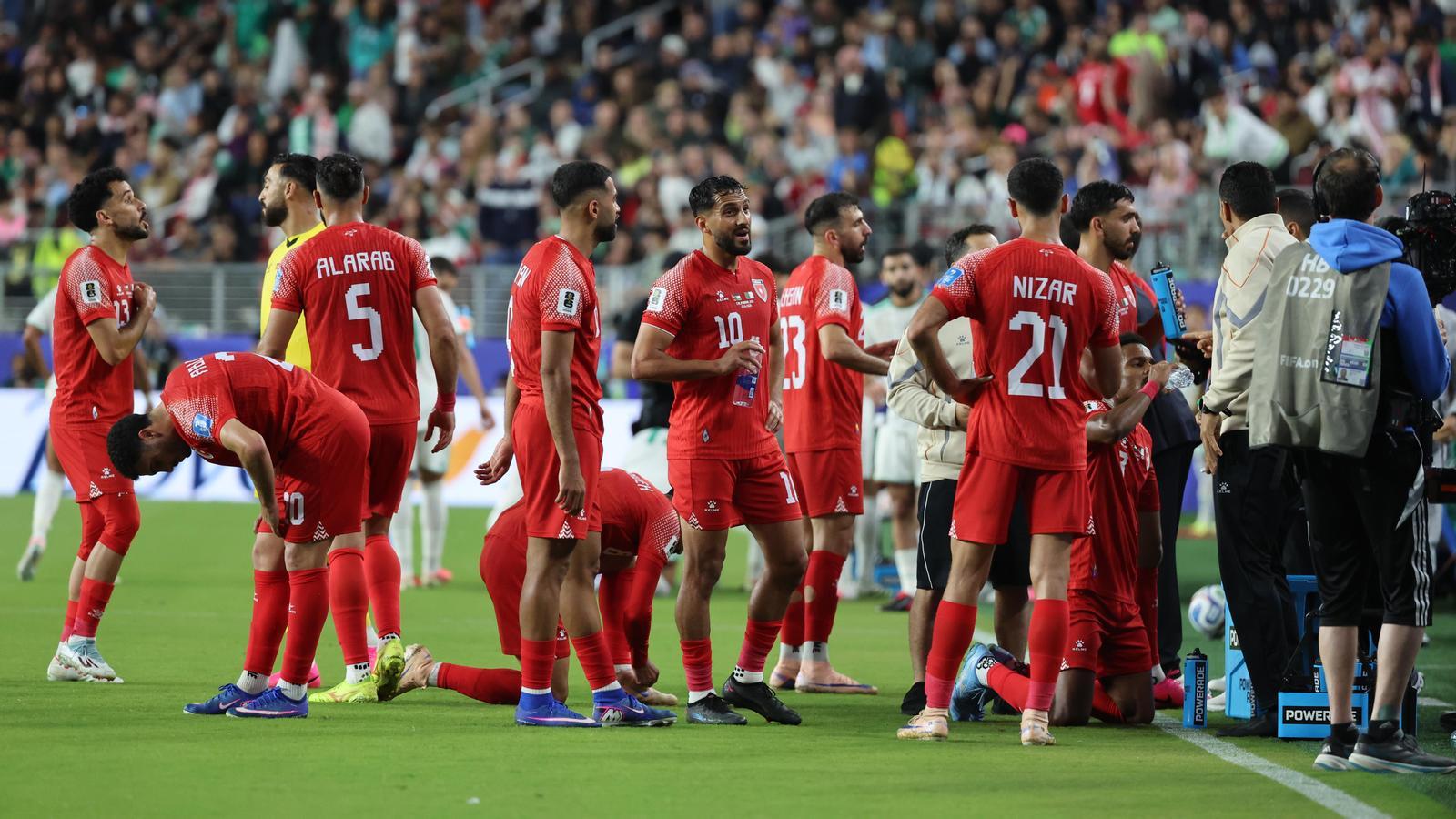 Futbolda Devrim Mi? Dünya Kupası'ndaki Hidrasyon Molaları Oyunu Dört Çeyreğe Böldü