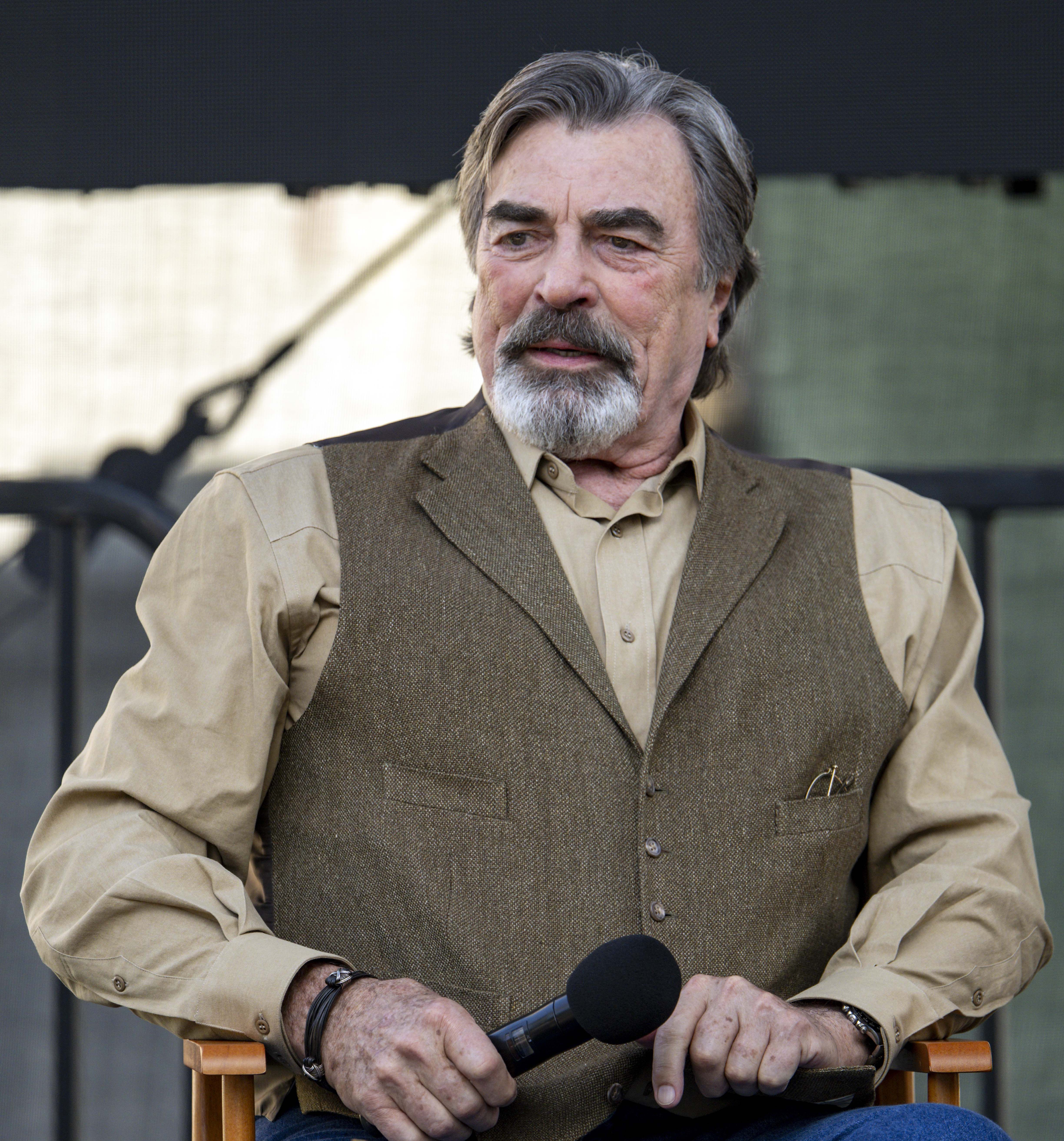 Tom Selleck: Televizyonun En Ünlü Bıyığı ve Zamana Yayılan Kariyeri