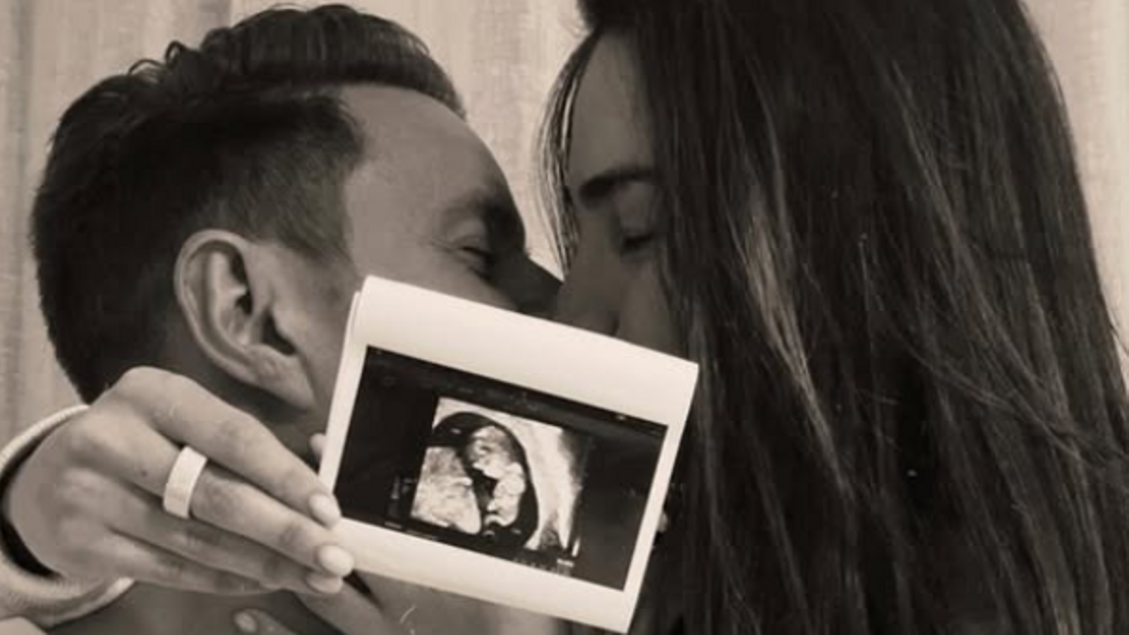 Ter Stegen ve Eşi Ona Sellarès'ten İkinci Bebek Müjdesi: Barselona'da Aile Büyüyor