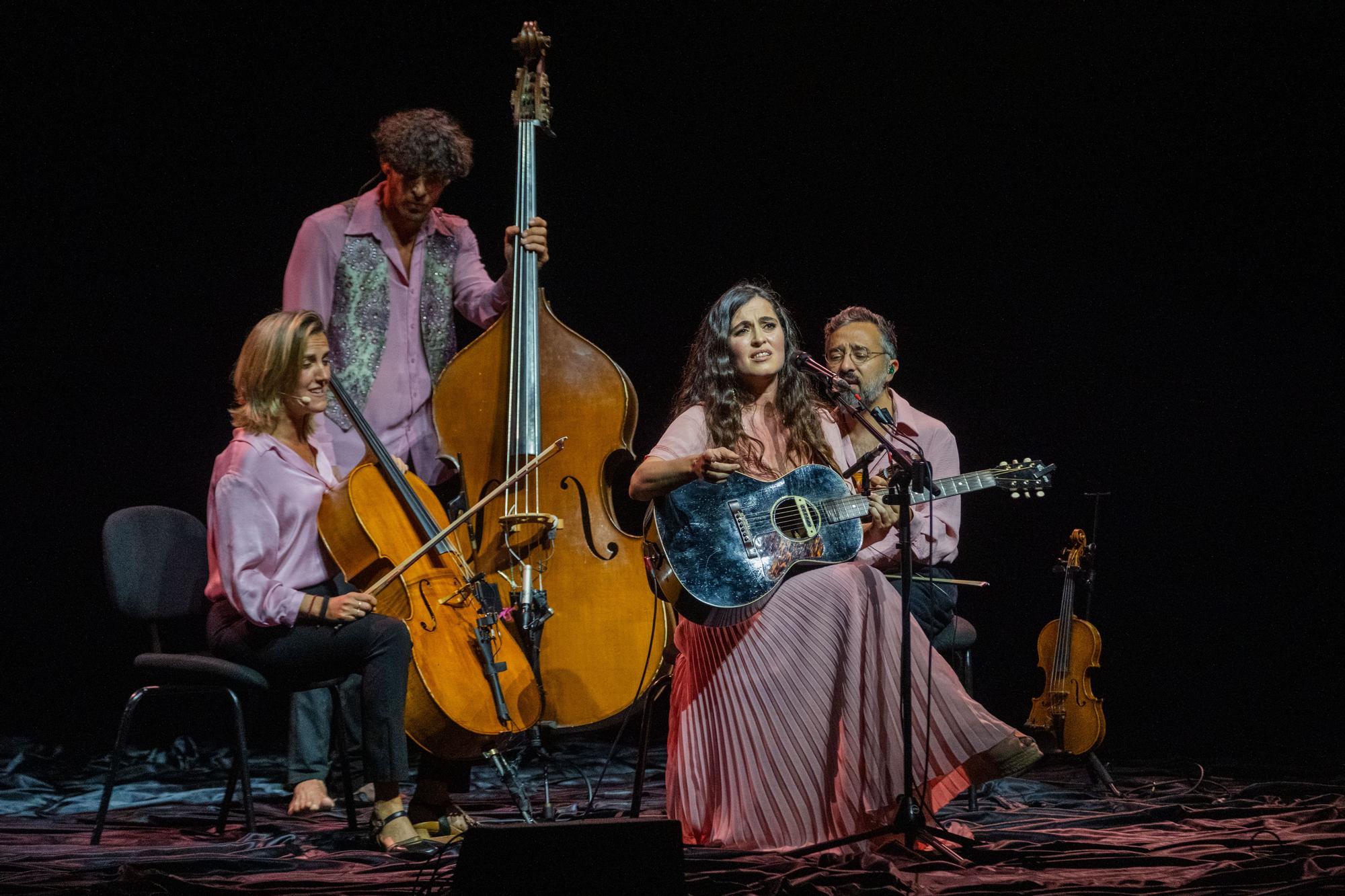 Sílvia Pérez Cruz, Barselona Liceu'da Denizkızı ve Kaptan: Yeni Albüm Öncesi